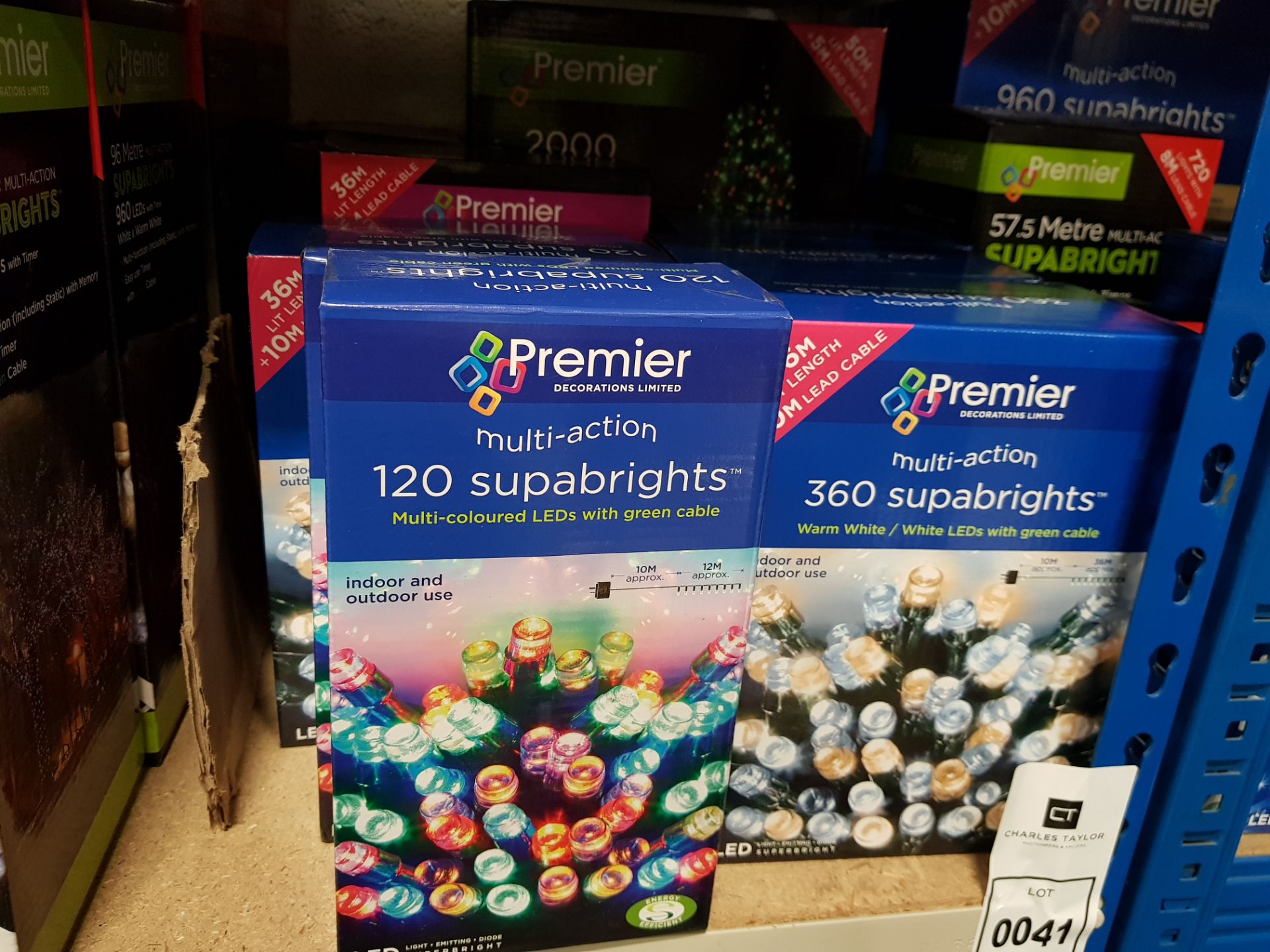 9 PIECE ASSORTED BRAND NEW PREMIER LIGHT LOT CONTAINING 2 X 120 MULTI ACTION SUPABRIGHTS WITH