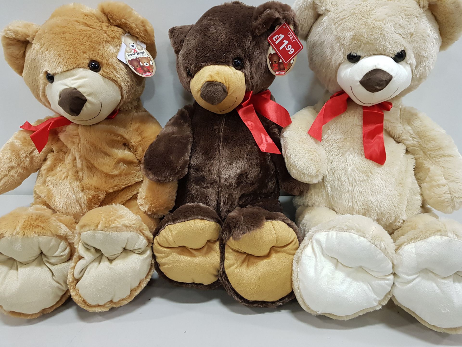 16 X BRAND NEW 100CM TELITOY BEAR HUGS SOFT TOYS IN BROWN AND WHITE RRP £11.99 CONTAINED IN 2