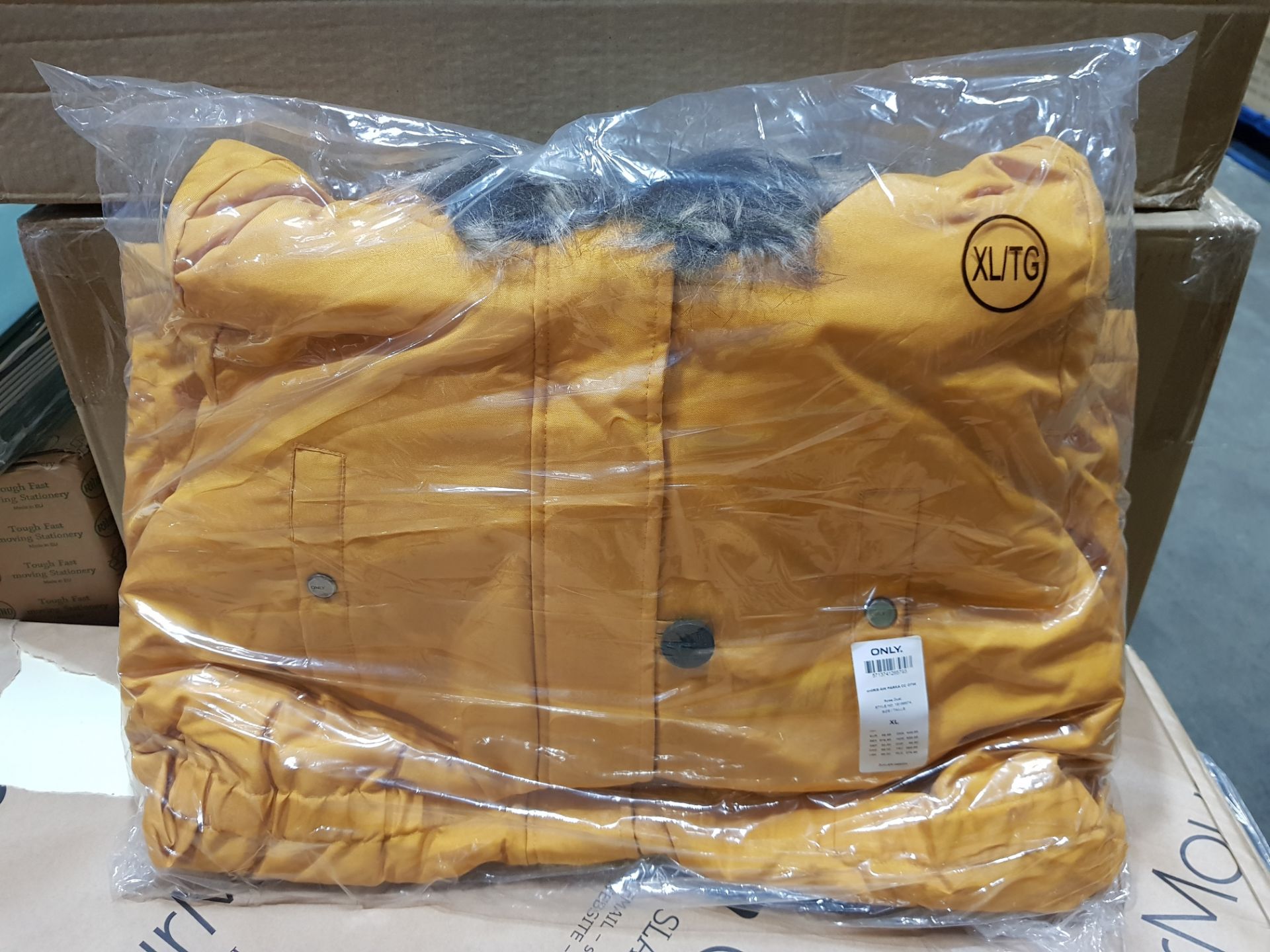 6 X BRAND NEW PACKAGED ONLY PARKA JACKET (SIZE XL) IN DUSTY YELLOW. TOTAL RRP £300.00