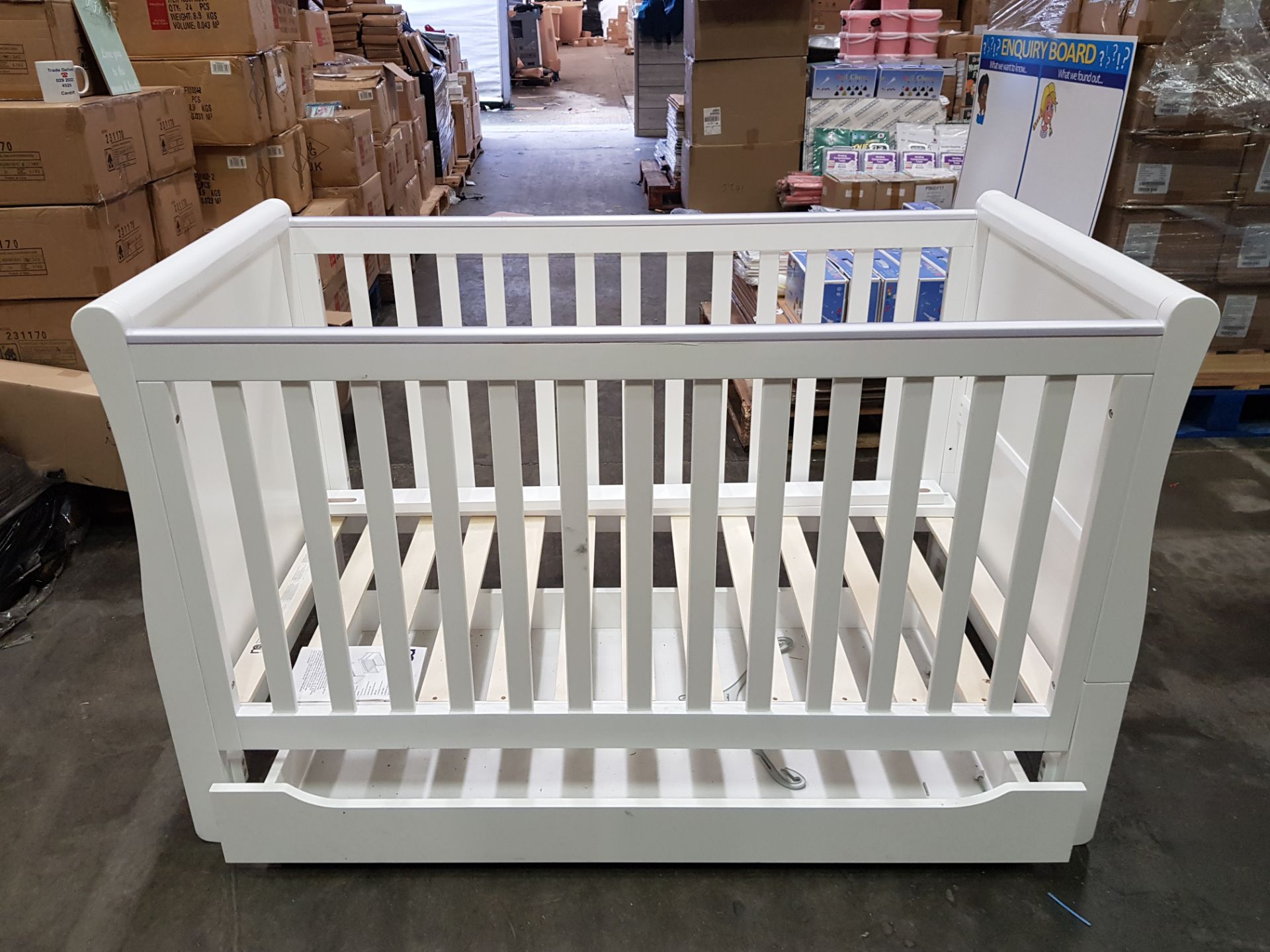 BRAND NEW MOTHERCARE HIGH GLOSS WHITE SLEIGH COT BED WITH STORAGE DRAWER - (KB488) - RRP £299 - IN 2