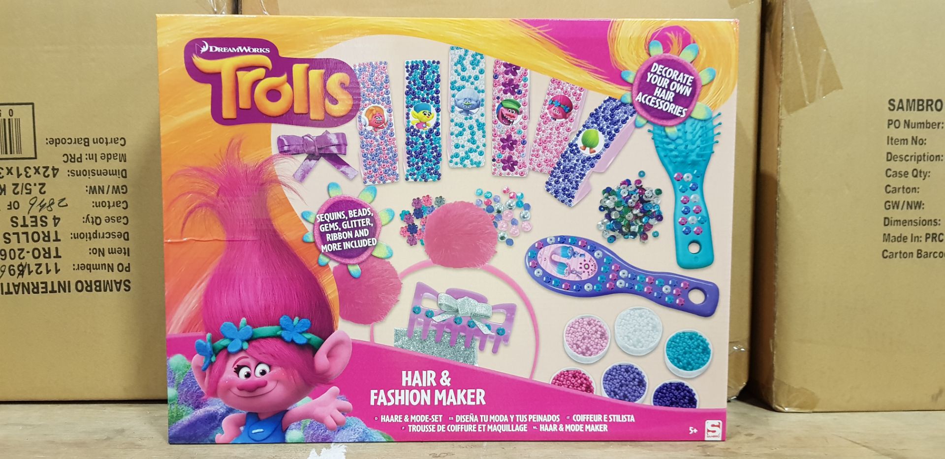 36 X BRAND NEW DREAMWORKS TROLLS HAIR AND FASHION MAKER DECORATE YOUR OWN HAIR ACCESSORIES COMES