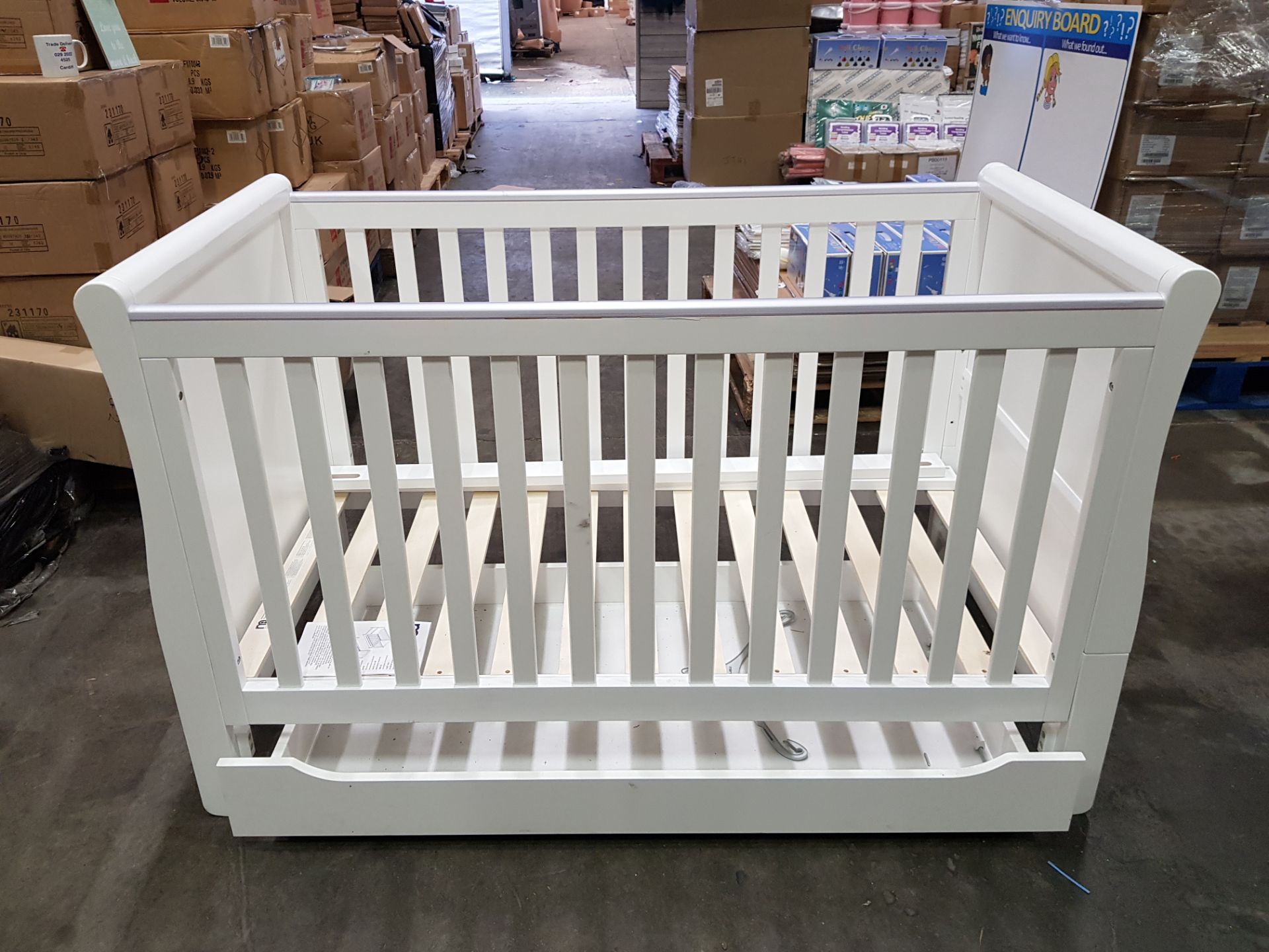 BRAND NEW MOTHERCARE HIGH GLOSS WHITE SLEIGH COT BED WITH STORAGE DRAWER - (KB488) - RRP £299 - IN 2