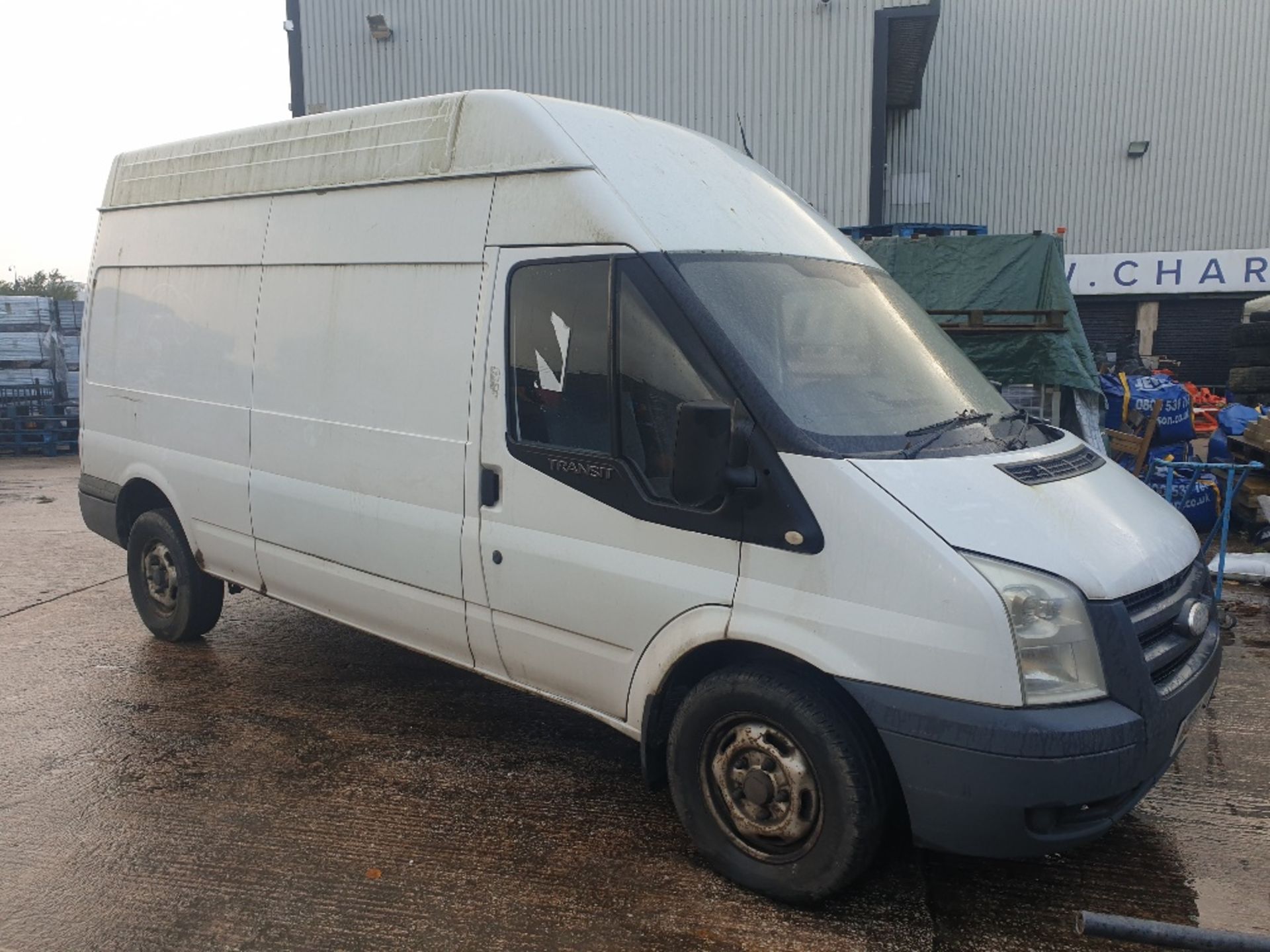 WHITE FORD TRANSIT 115 T350L RWD. ( DIESEL ) Reg : WD07 KMX Mileage : 179,700 Details: NO KEYS NO