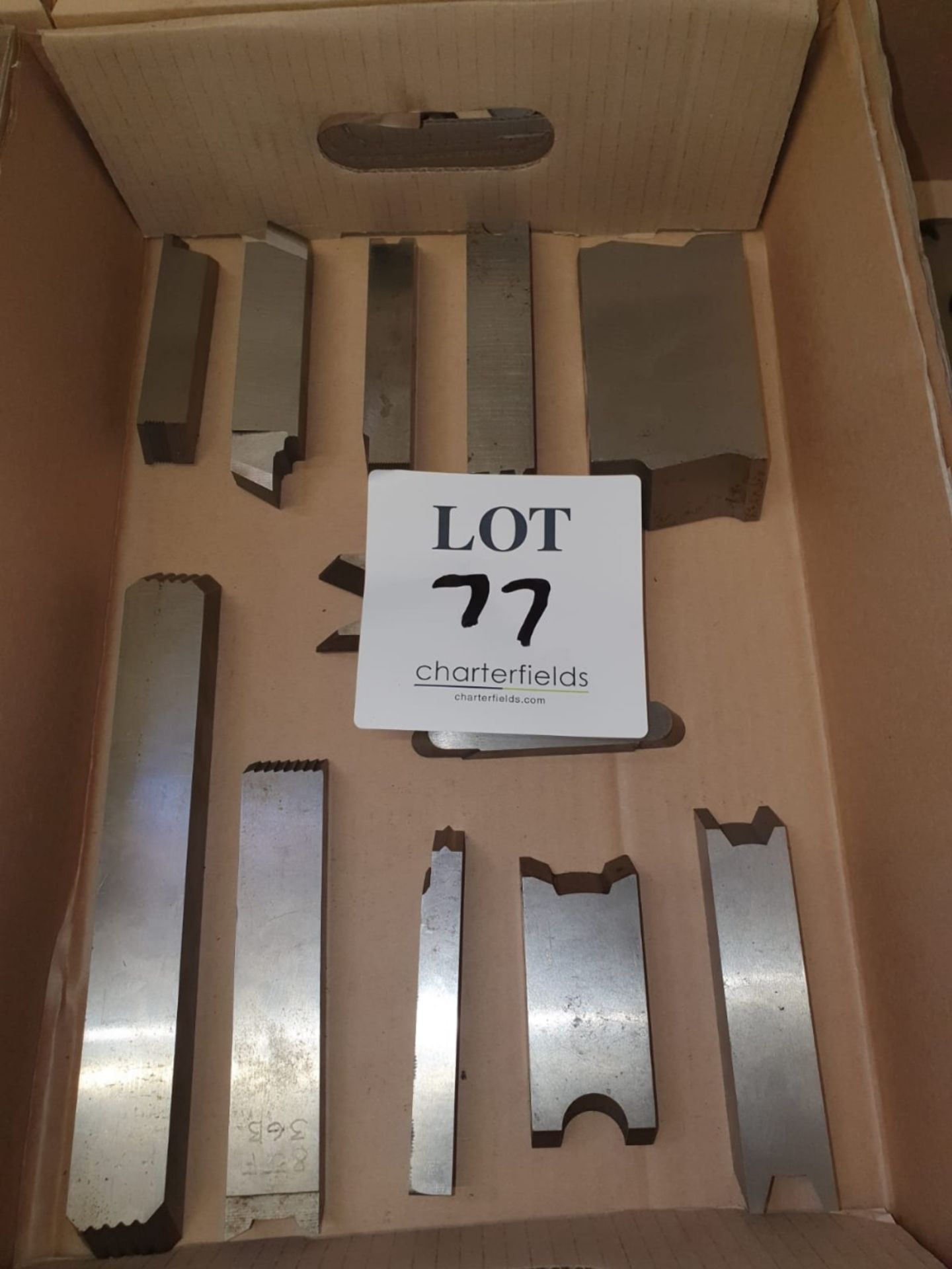 Box of high speed cutting tools