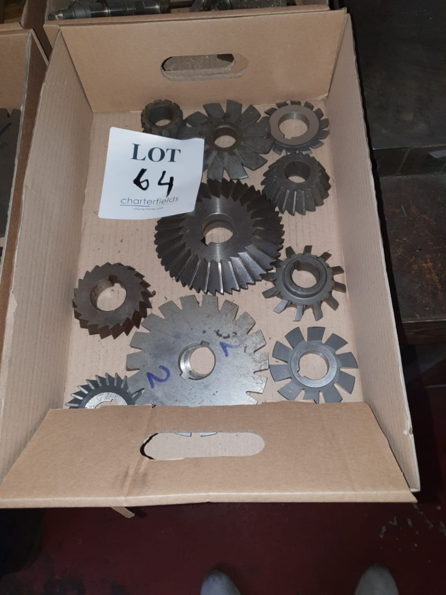 Box of cutting wheels