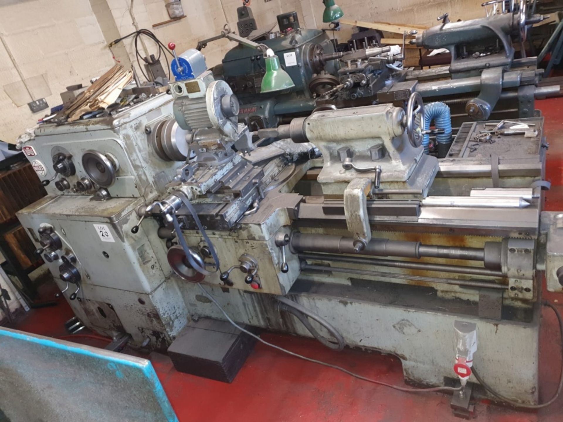 WMW Niles relieving lathe with grinding head model DH250/11 x 650. Serial No. 0723