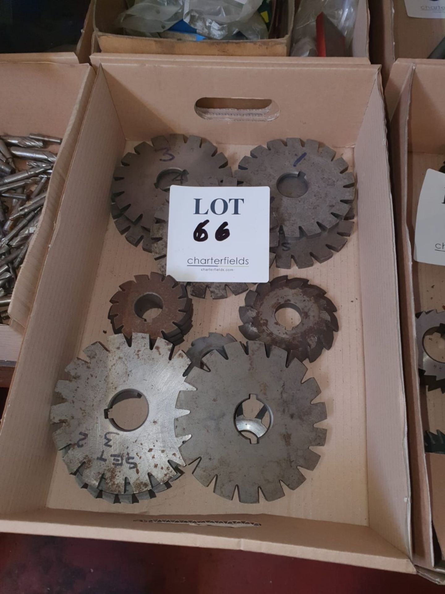 Box of cutting wheels