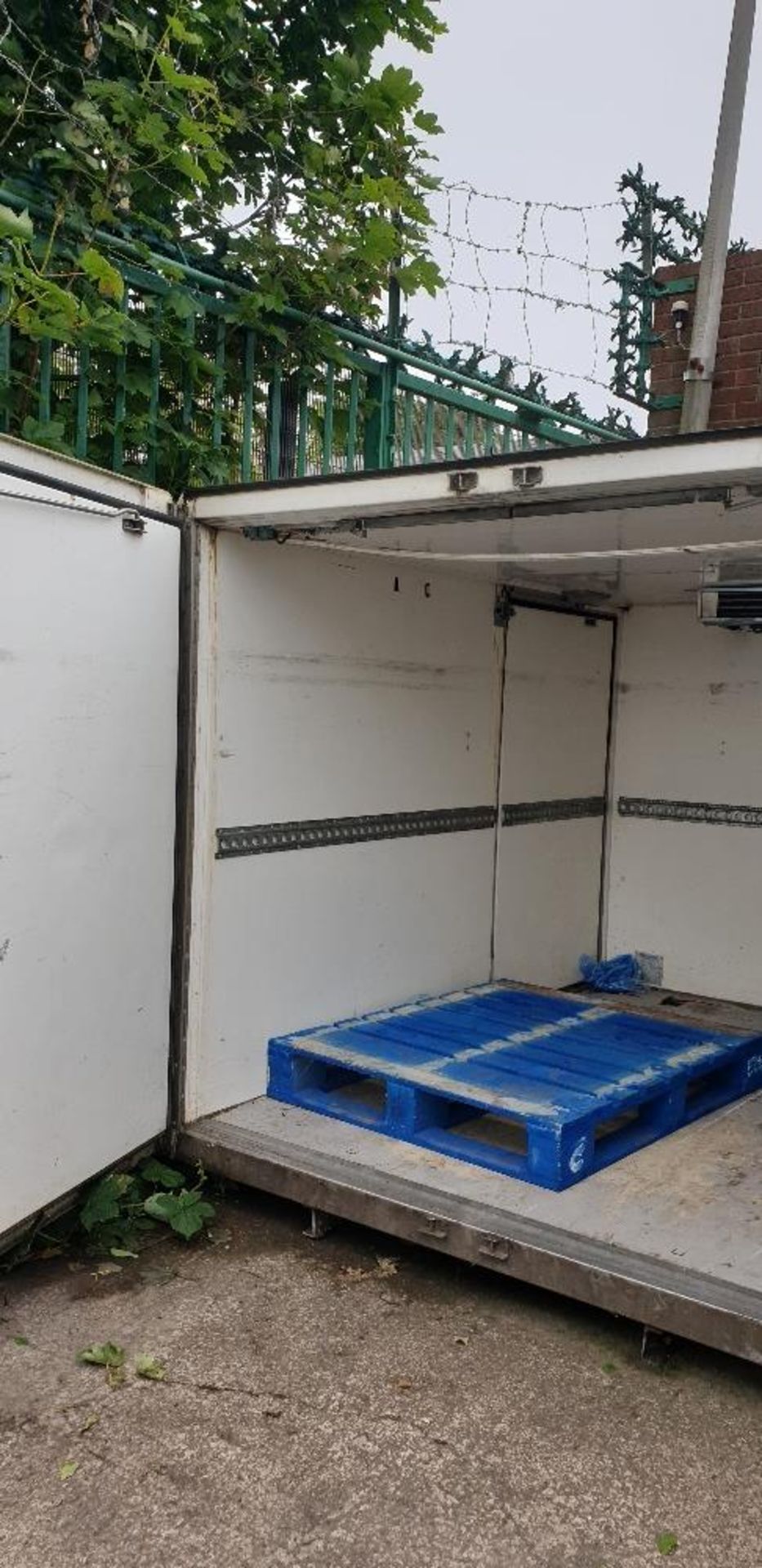 Former van body used as cold store, internal dimensions: approx. 2.4 x 1.8 x 1.6m high - Image 3 of 3