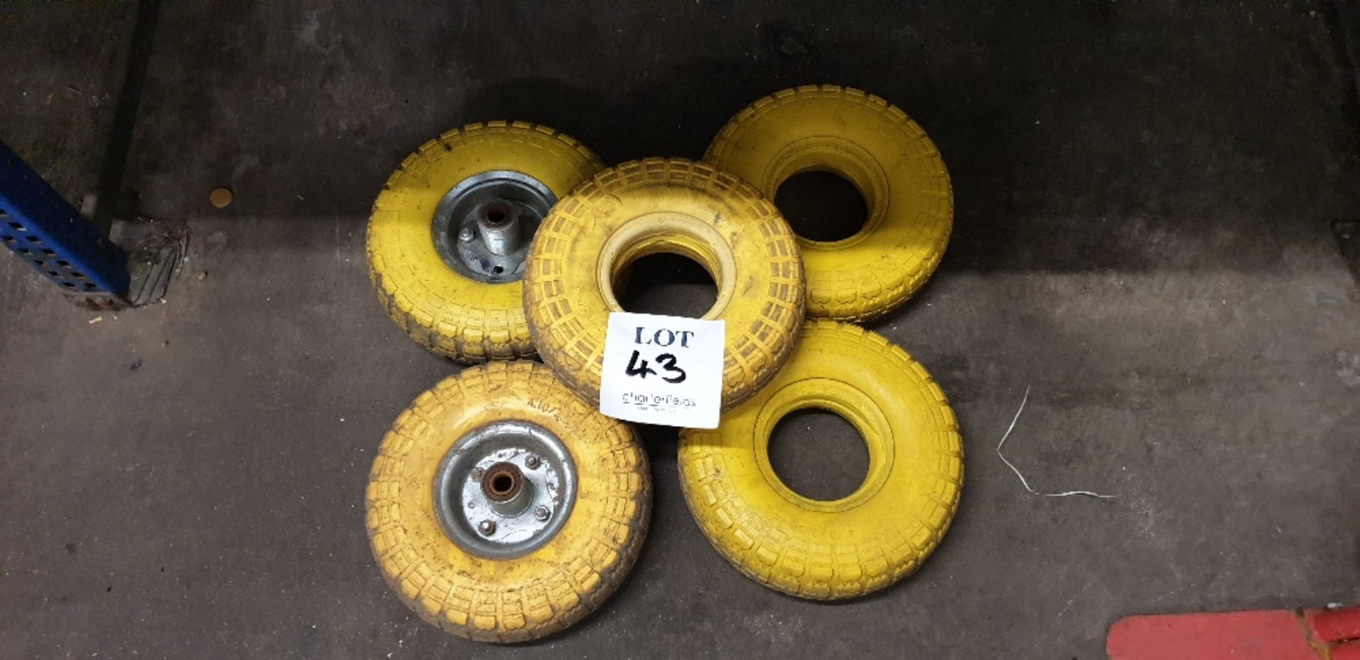 4 - Spare sack truck tyres and 2 spare wheels