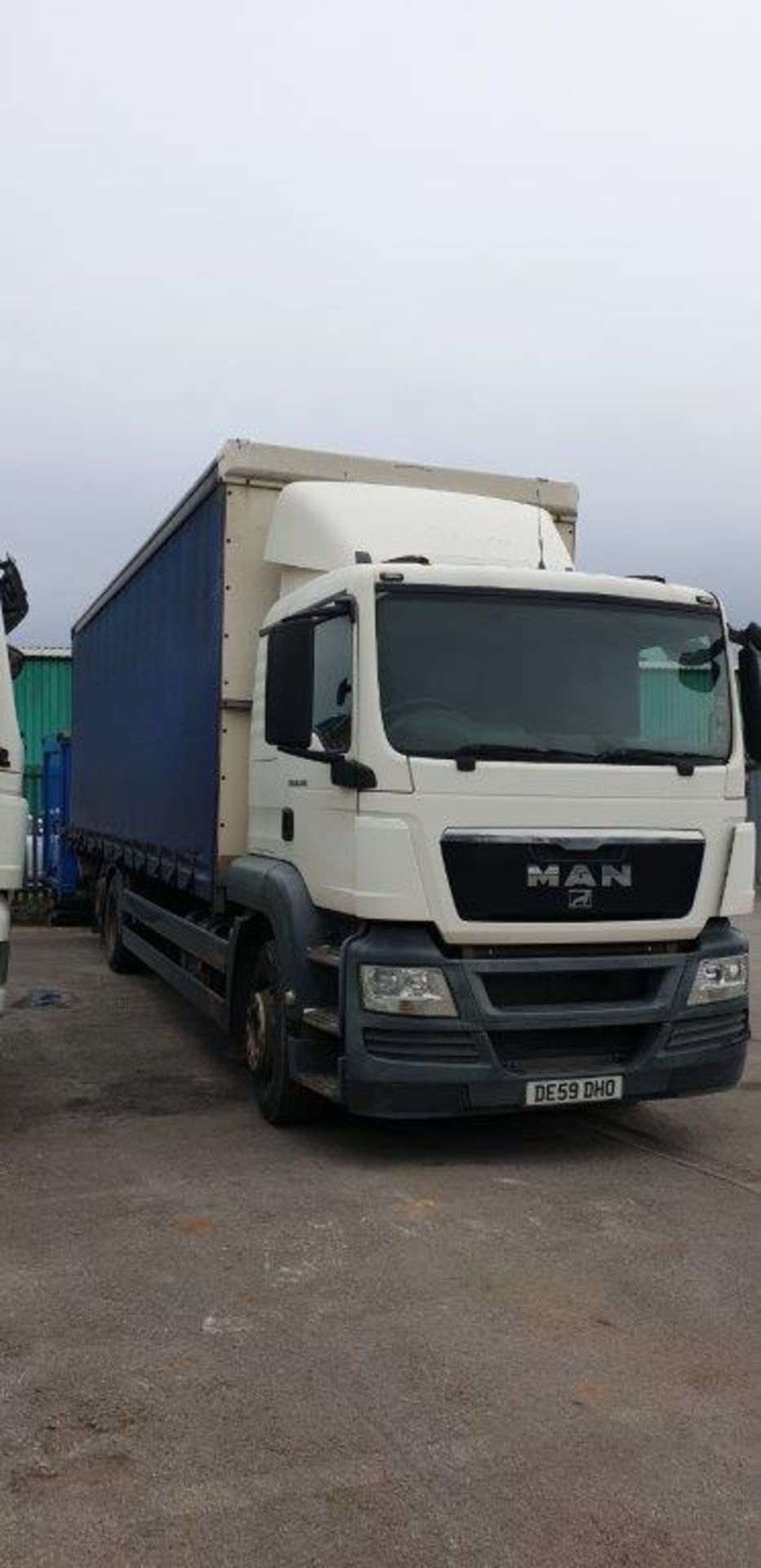 MAN TGS 26.320 BL 6x2-2 Auto 26 Tonne Curtain Sided Rigid Lorry with Sleeper Cab and Underslung Tail - Image 6 of 6