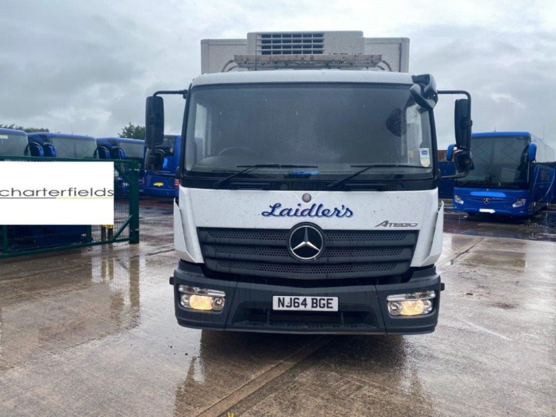 Mercedes Atego 816 7.5 tonne twin axle automatic temperature controlled box van with double rear - Image 8 of 11
