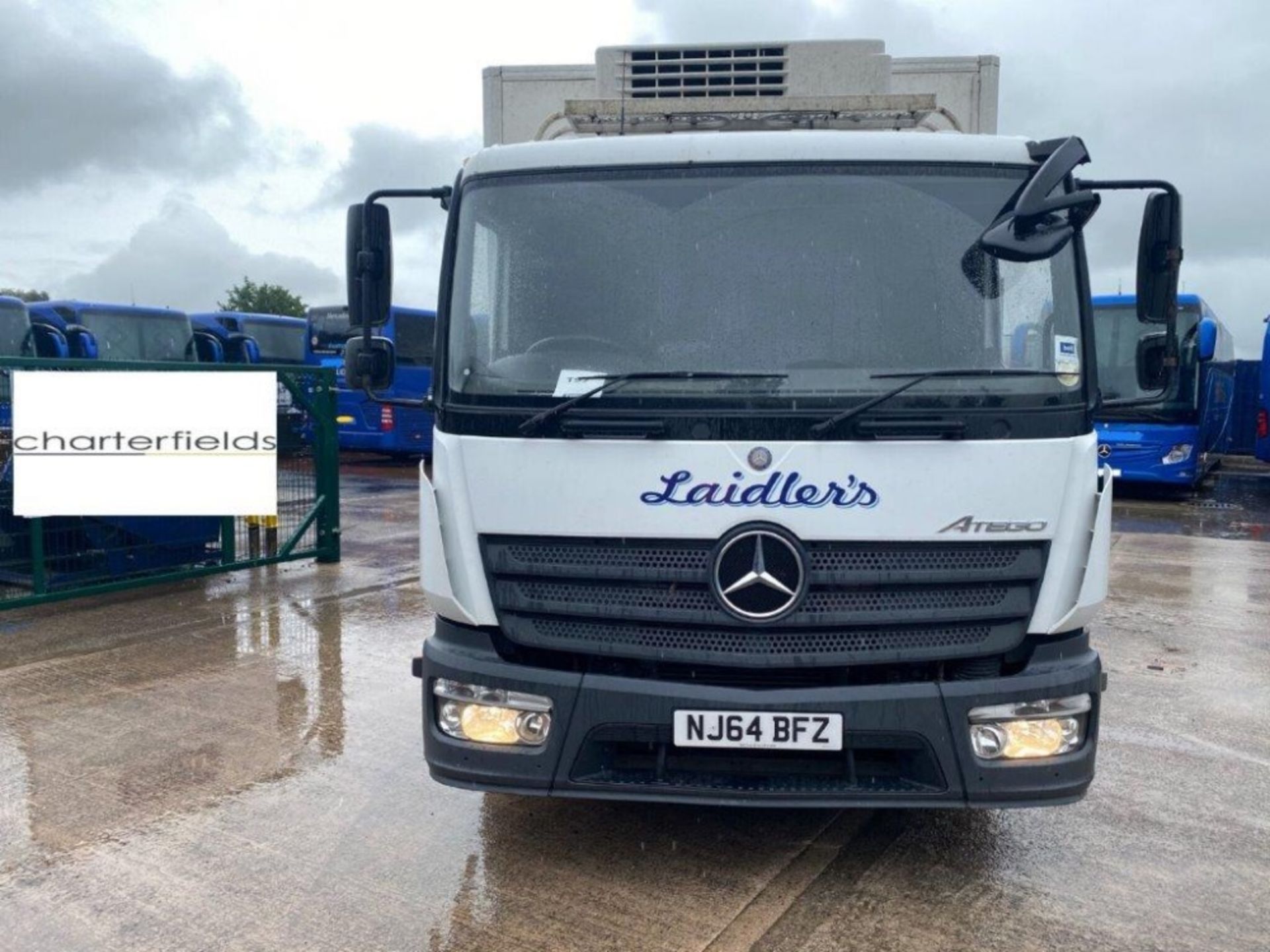 Mercedes Atego 816 7.5 tonne twin axle automatic temperature controlled box van with bifold double - Image 9 of 10