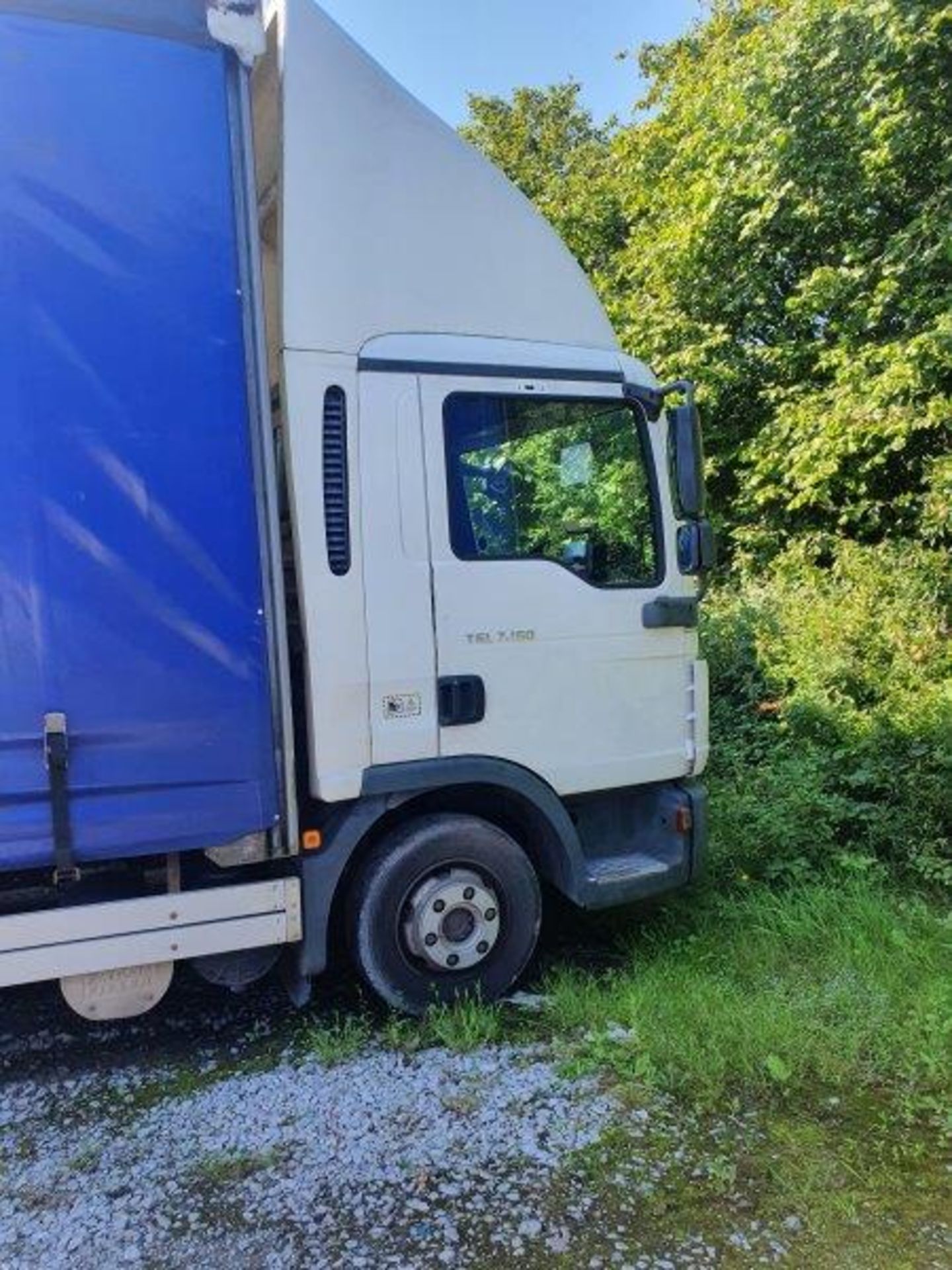 MAN 8.150 7.5 Tonne Curtain Sided Lorry with Day Cab and 1 Tonne Tail Lift. (This vehicle is an
