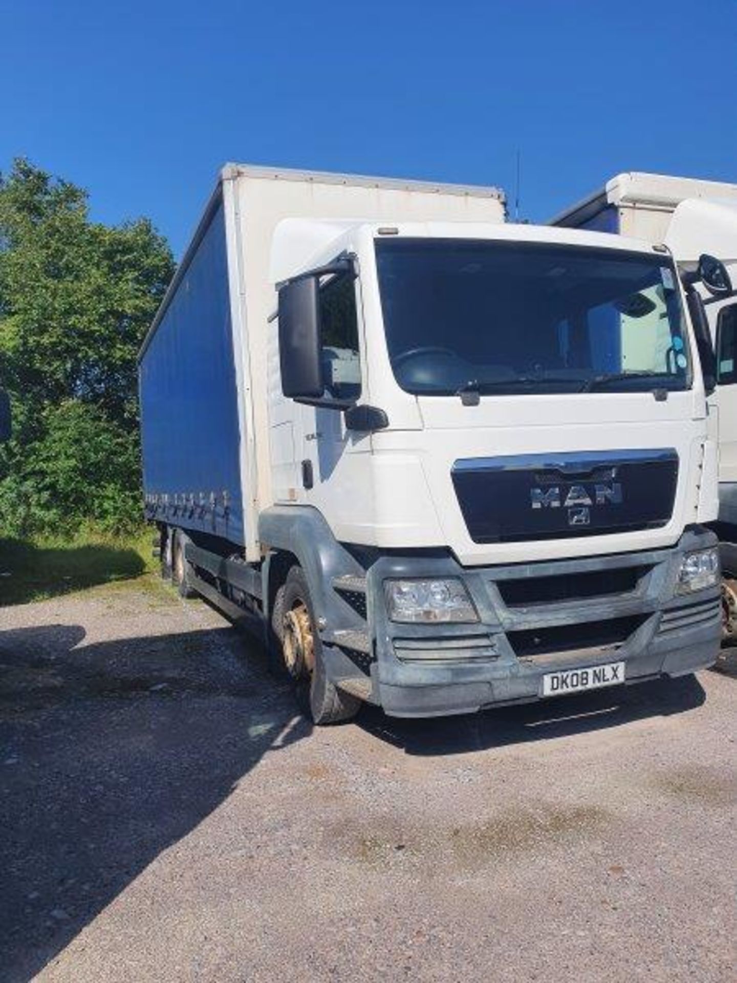 MAN TGS 26.320 BL 6x2-2 Auto, 26 Tonne Curtain Sided Rigid Lorry with Sleeper Cab and Underslung