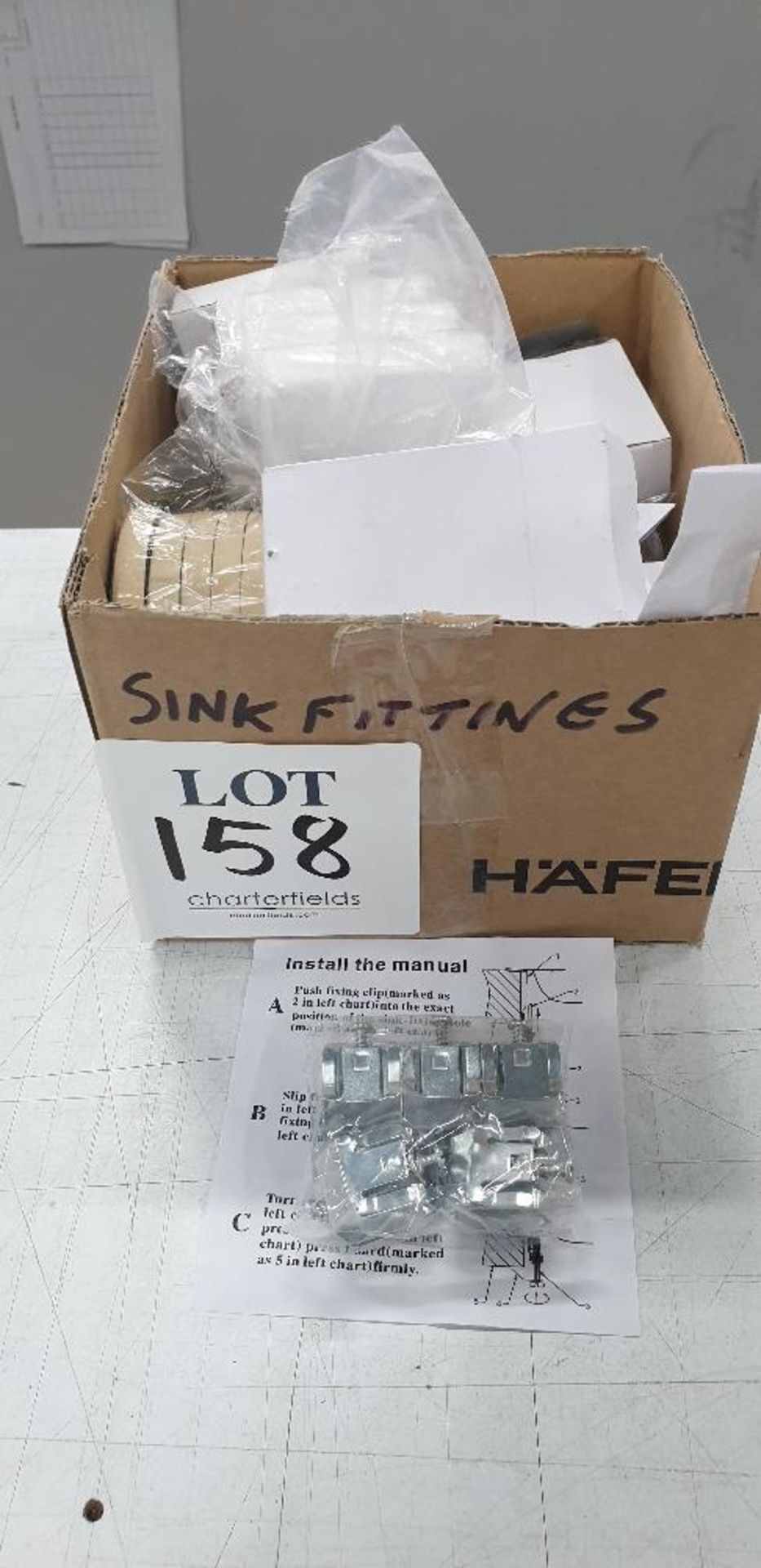 Quantity of sink fixing brackets