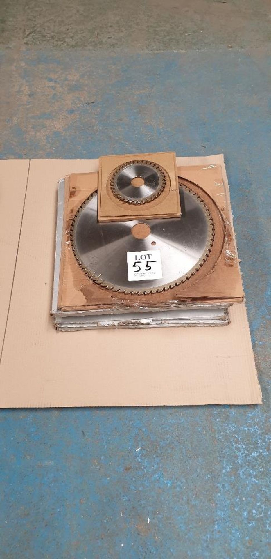 5 - Kanefusa carbide tipped saw blades 450 x 4.8/3.5 x 60 Z = 72 TD + 10 degrees and 5 Kanefusa