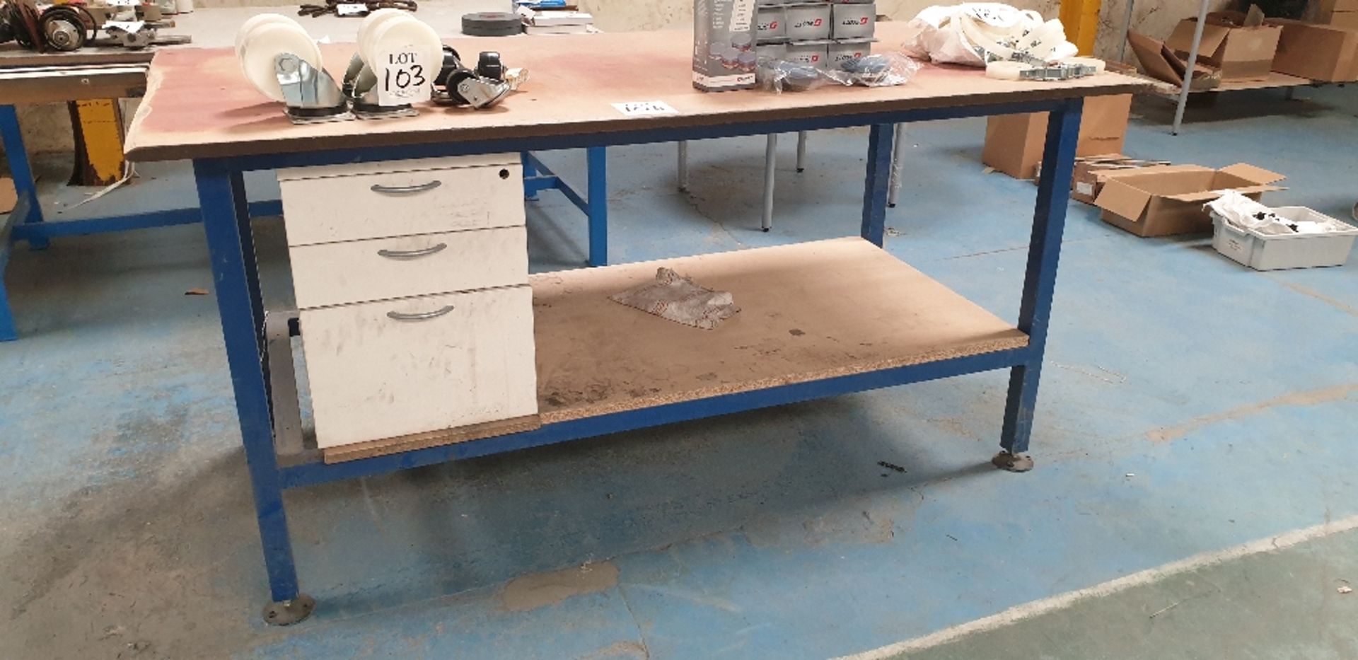 1000 x 2000mm metal framed table