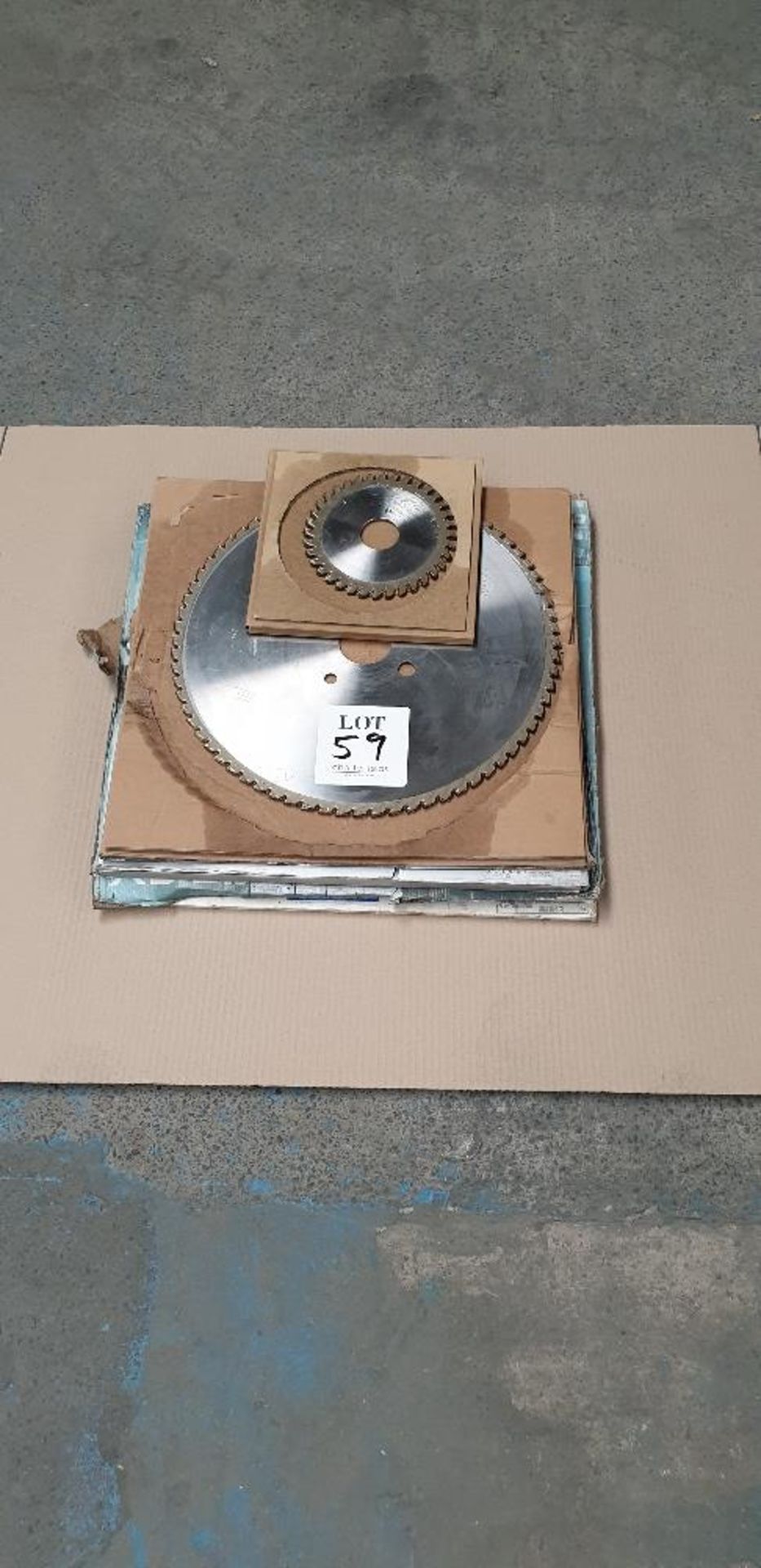 5 - Kanefusa carbide tipped saw blades 450 x 4.8/3.5 x 60 Z = 72 TD + 10 degrees and 5 Kanefusa