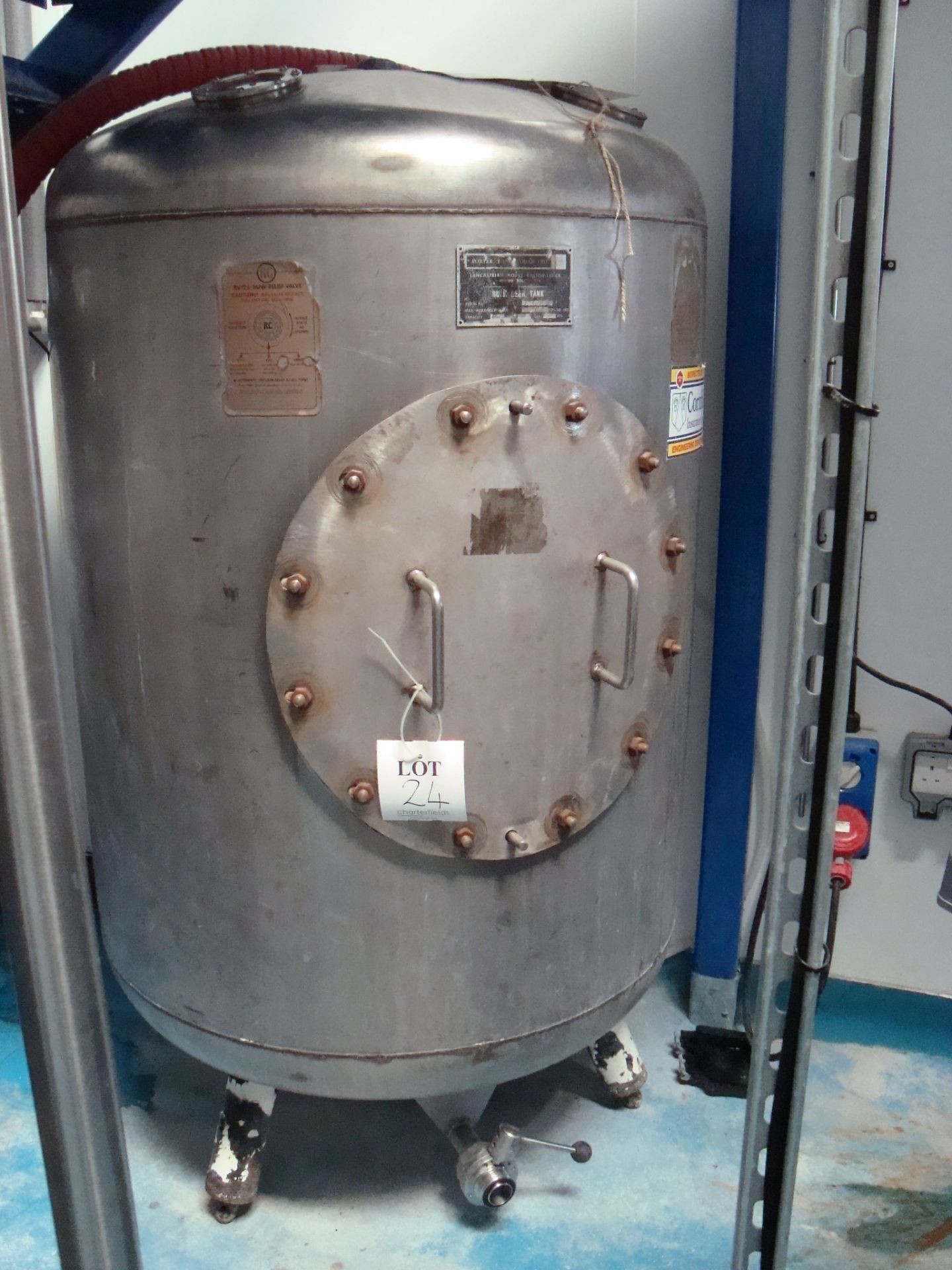 A Porter Lancastrian 825 litre (5 brewers barrel) conditioning tank with 1.5 inch RJT valves and - Image 2 of 2