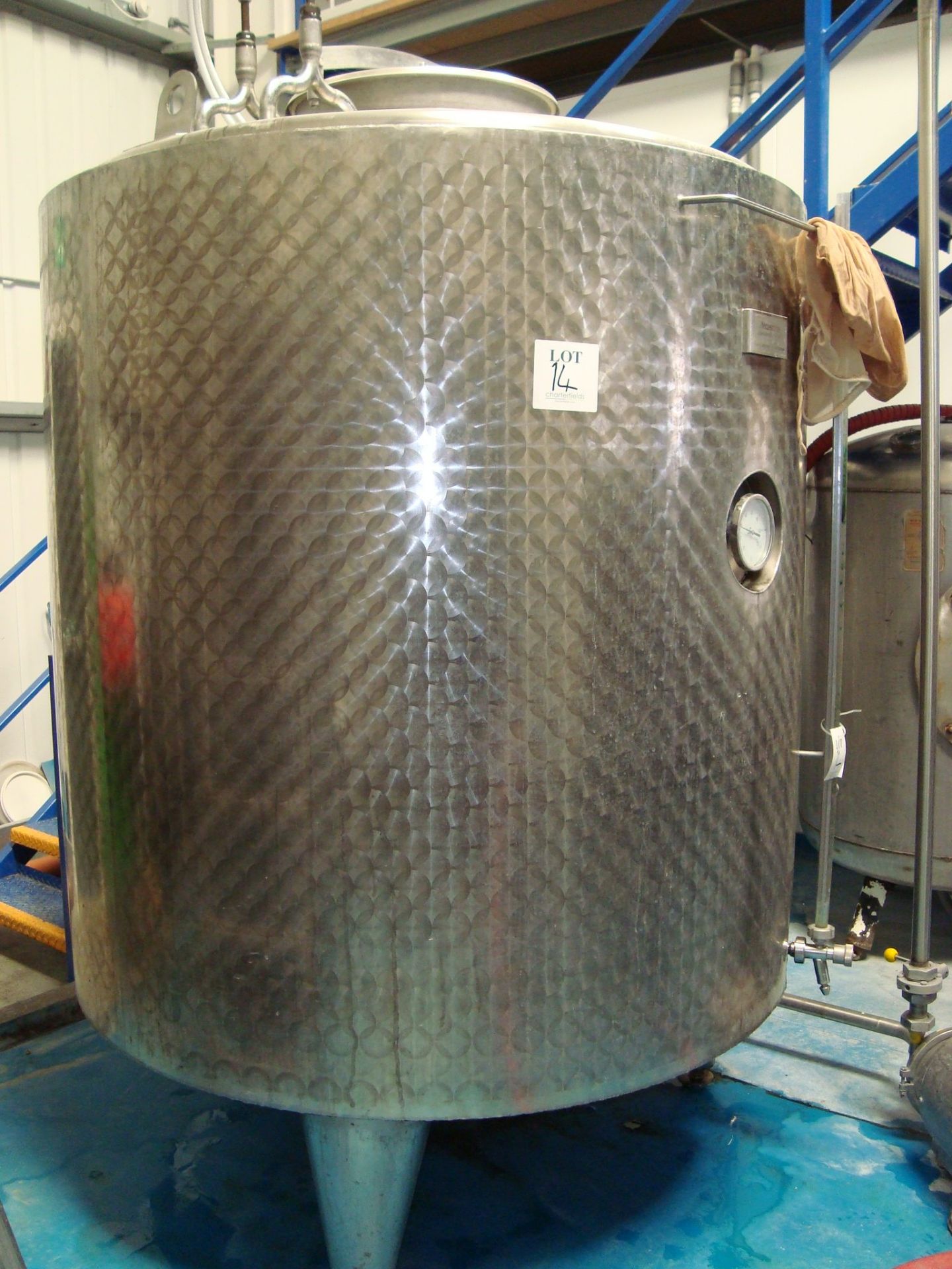 A Moeschle 2,000L cold liquor tank Serial number 21202, with an MTA external chiller pack - Image 2 of 3