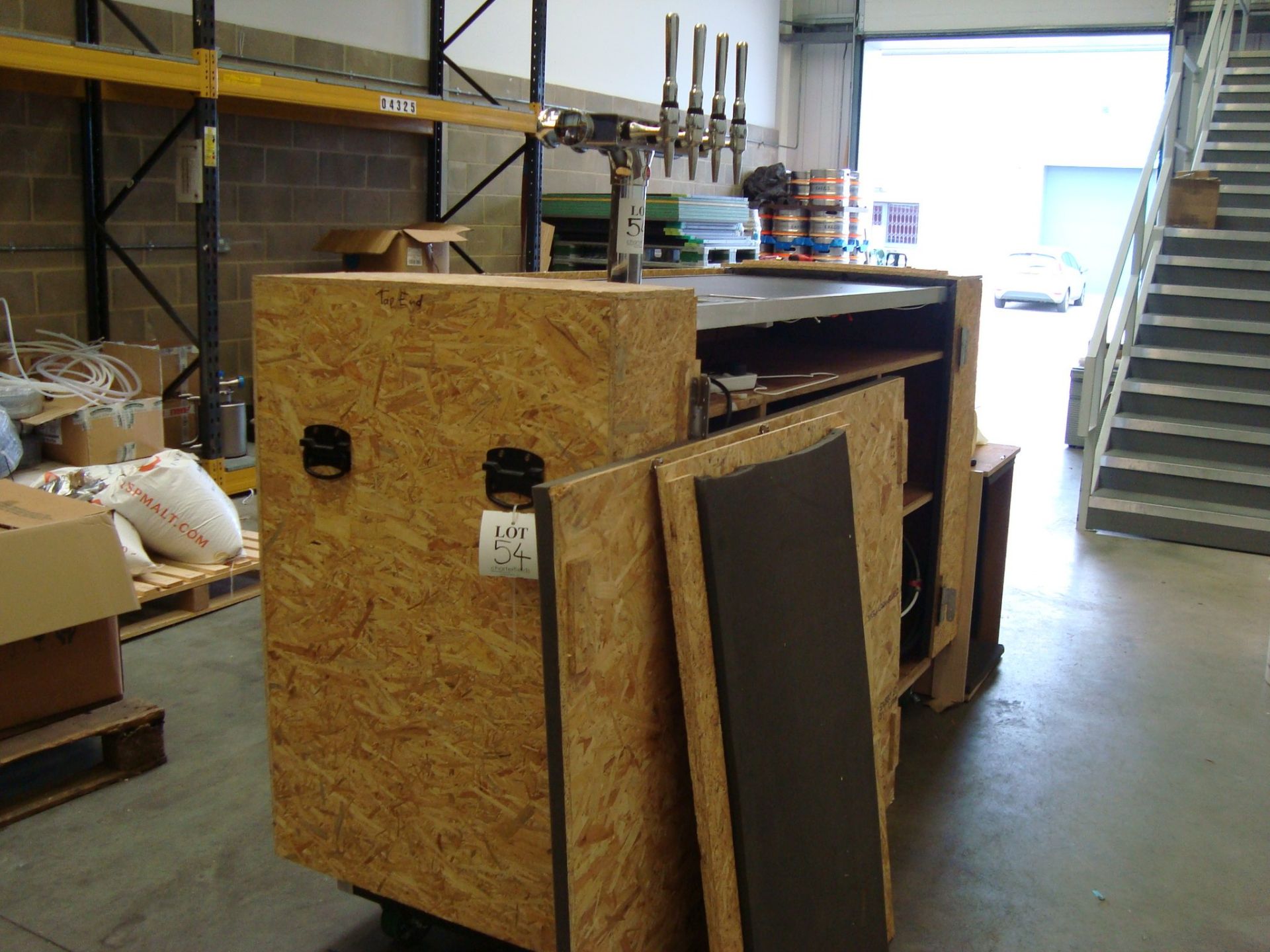 A mobile four pump cask dispensing event bar unit, with travel case - Image 3 of 4