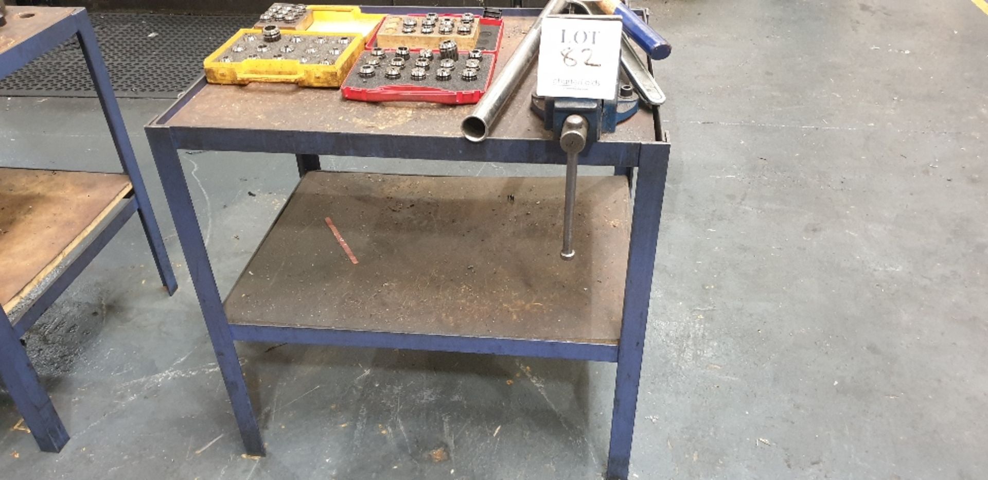 Steel two tier table 660 x 550mm with Record No.3 vice