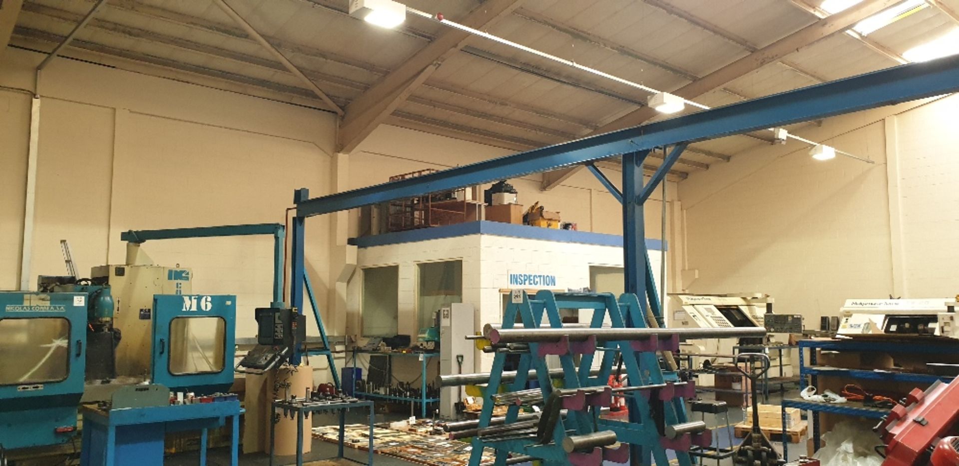 Brady free standing pendant controlled north, east, south, west overhead travelling crane with - Image 4 of 4