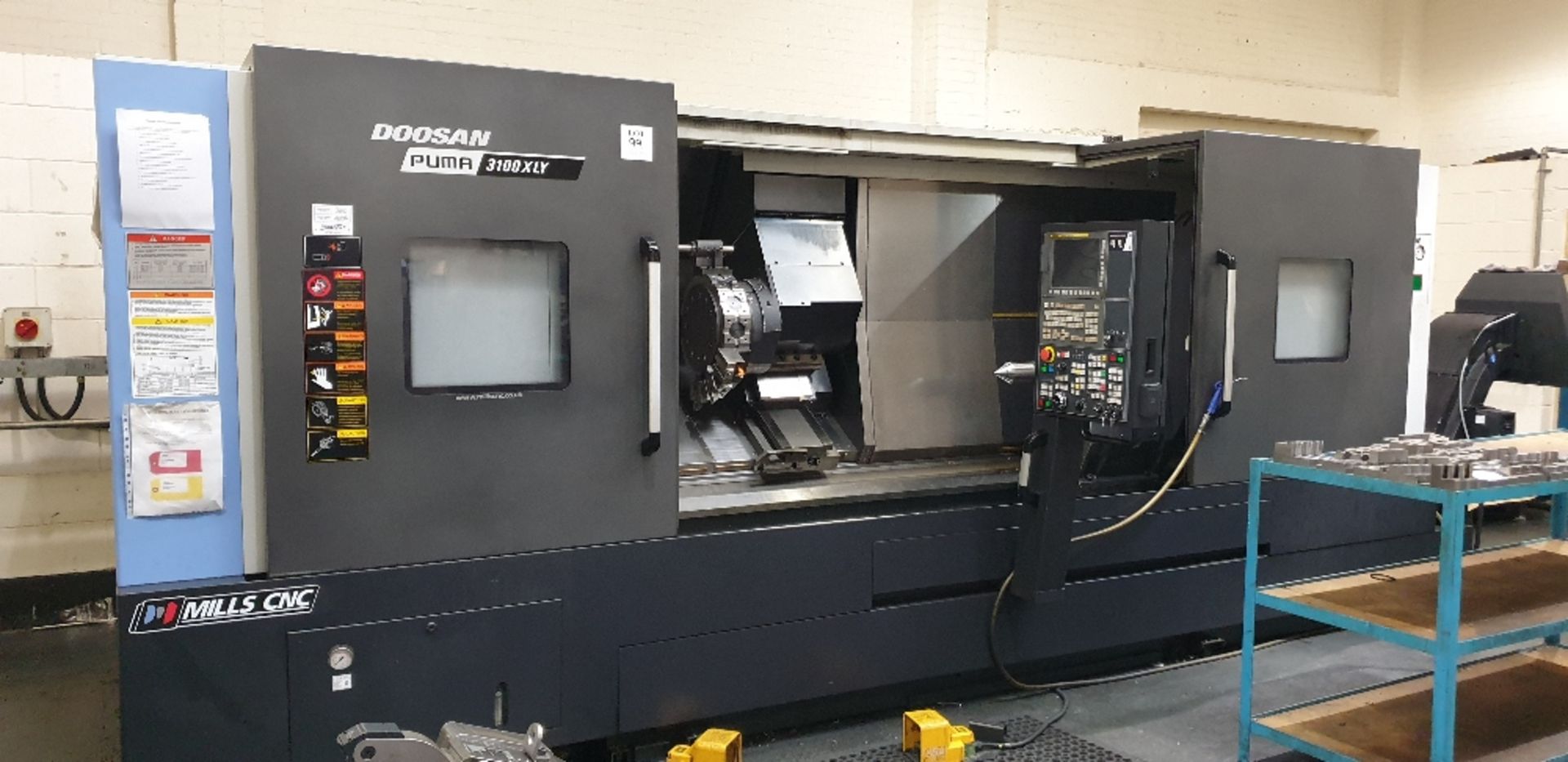 Doosan Puma 3100 XLY CNC lathe. Serial No. ML0121-000222. YOM 2016 with 12 position tool holder, 5