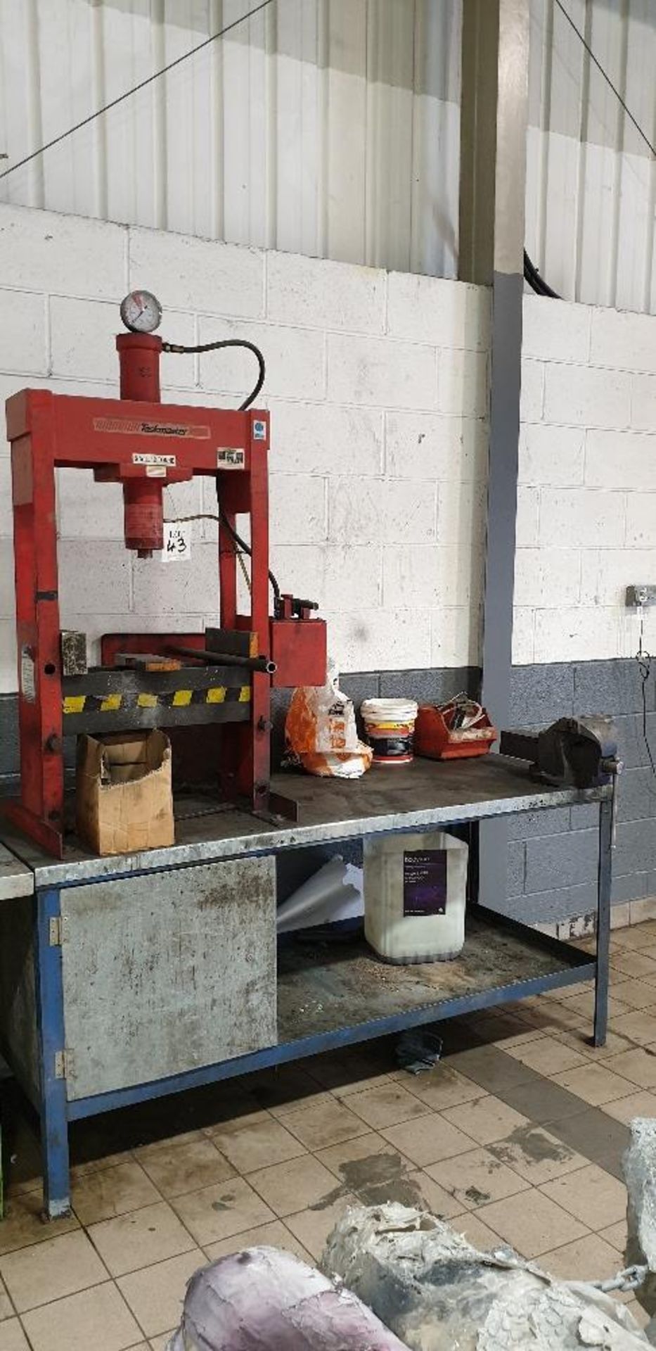 Bench with Irwin No.6 bench vice and Taskmaster 12 tonne hydraulic press