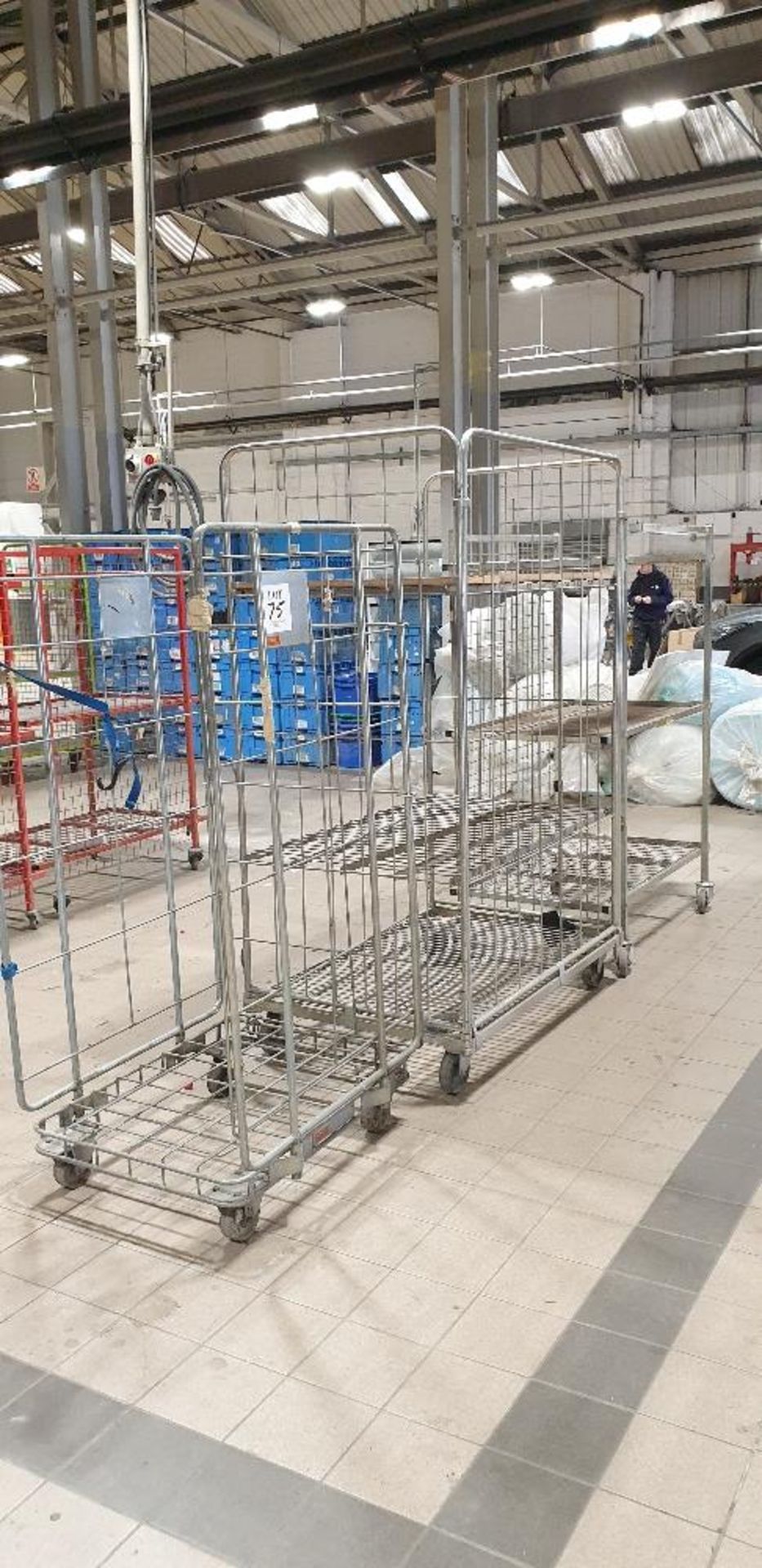 3 - mobile cages