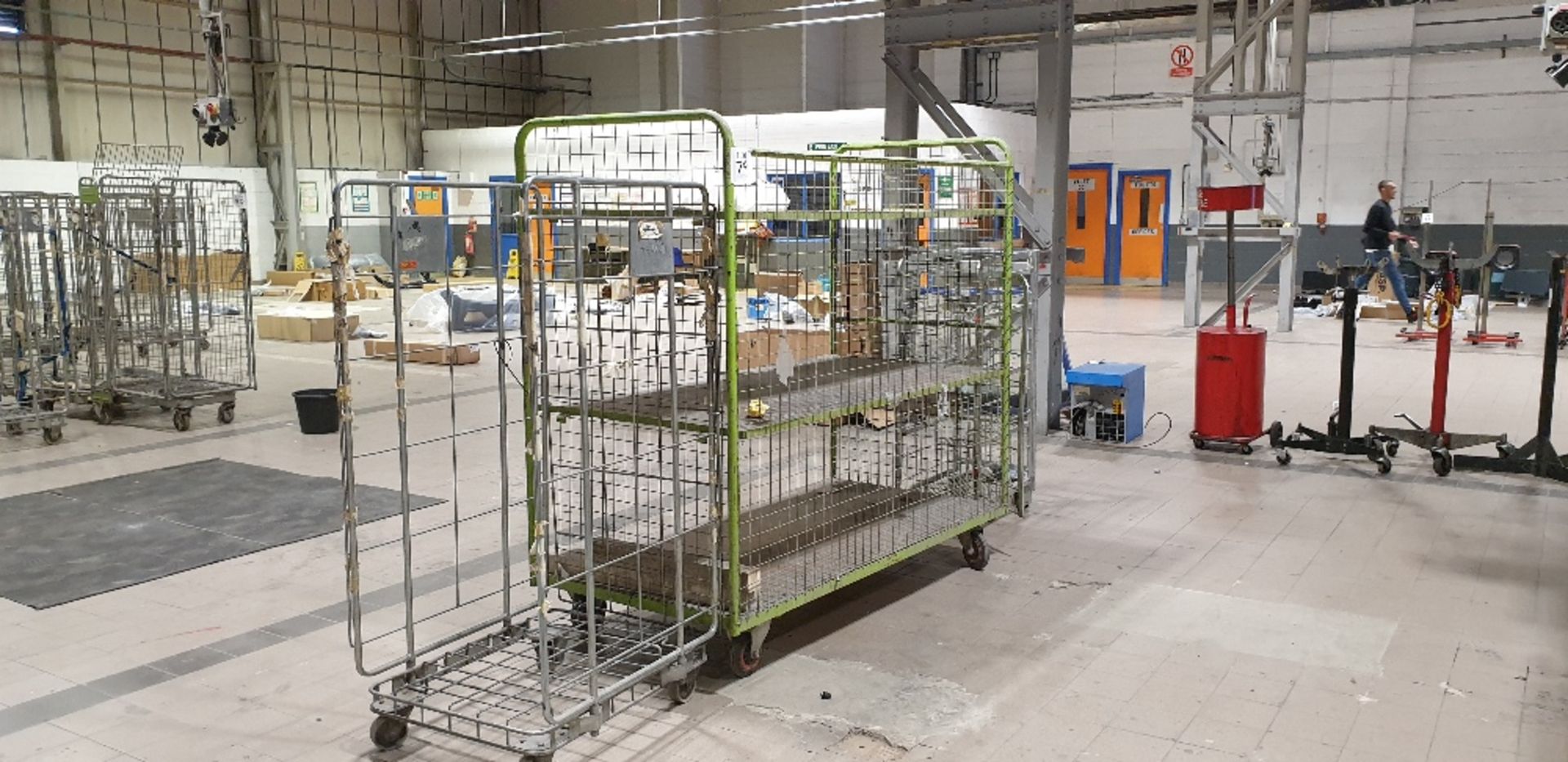 3 - mobile cages