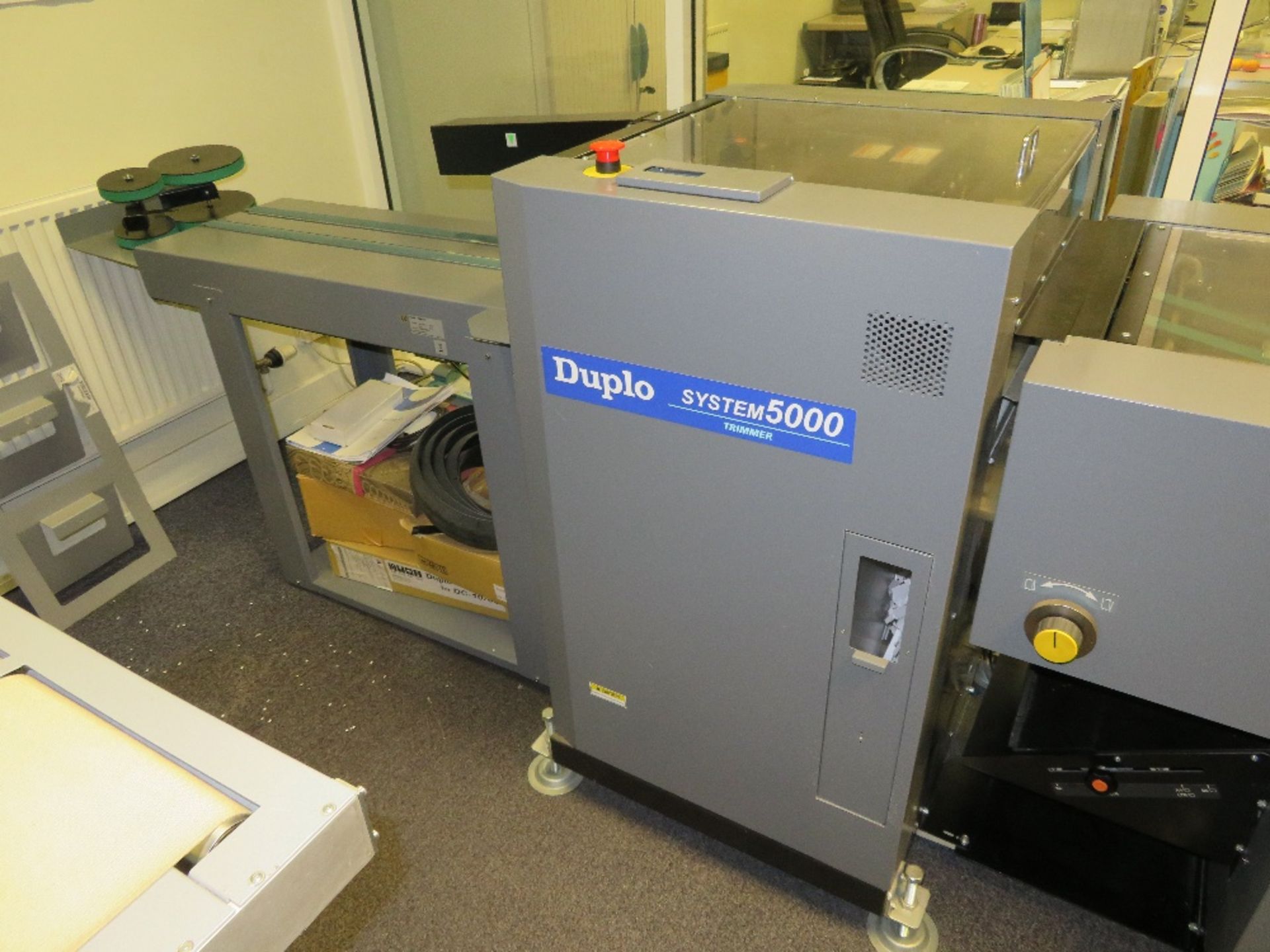 Duplo System 5000 Booklet Making Line, Serial Number 080800341 (December 2008) Comprising: DBM-500 - Image 3 of 18