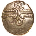 Dubnovellaunos Trefoil. Annulate Head Type. c.5 BC-AD10. Celtic gold quarter stater. 10mm. 1.43g.