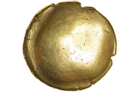 Gallic War Uniface. Corded Line/Pellet Arms. Ambiani. c.56-55 BC. Celtic gold stater. 17mm. 6.12g. - Image 1 of 2