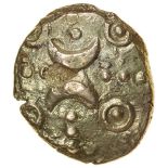 Freckenham Crescents. Moon Faces Type. c.AD25-43. Celtic gold stater. 15-17mm. 5.39g.