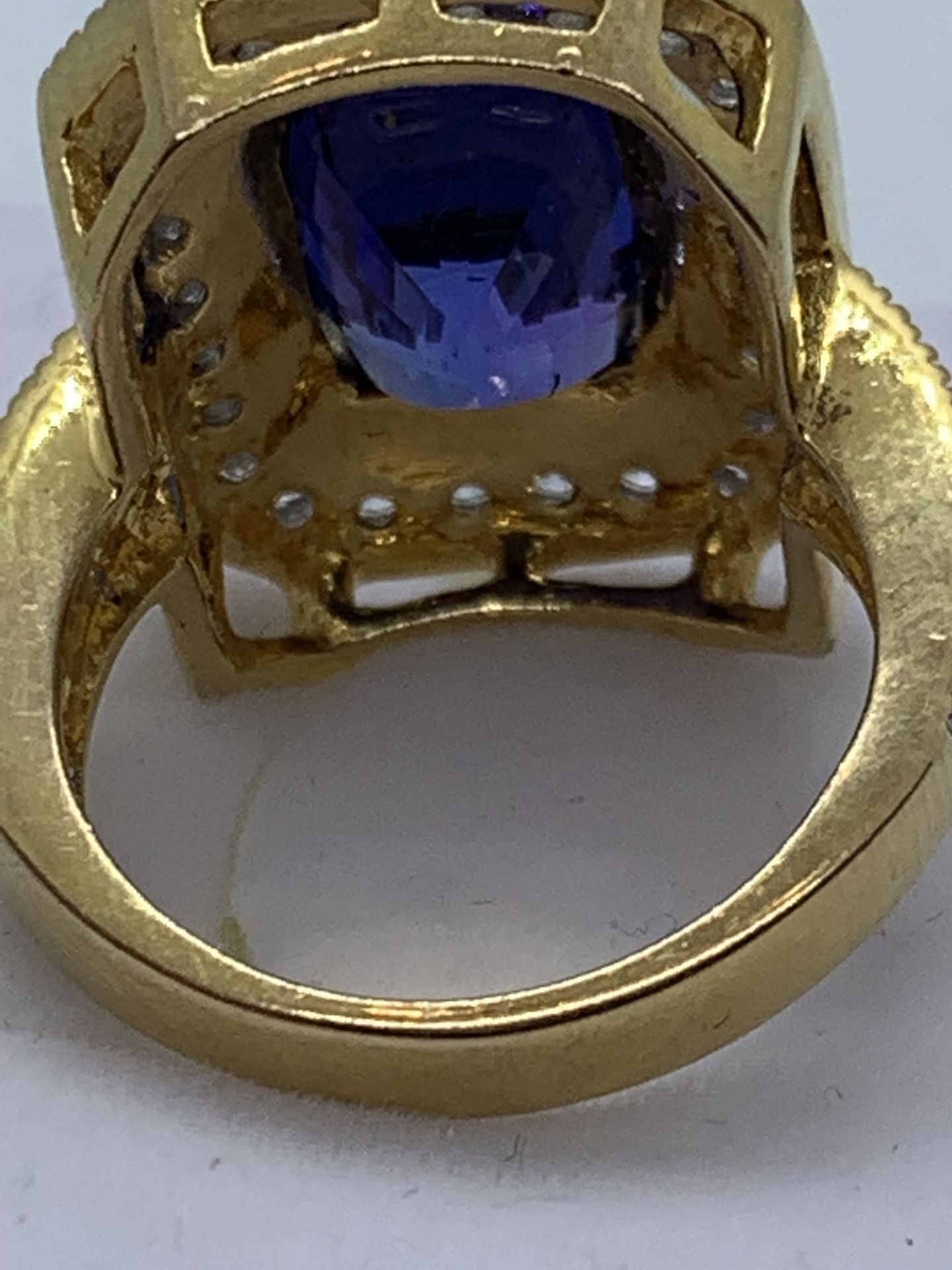 STUNNING IMPRESSIVE 5.00ct TANZANITE & 1.50ct DIAMOND RING - Image 3 of 9