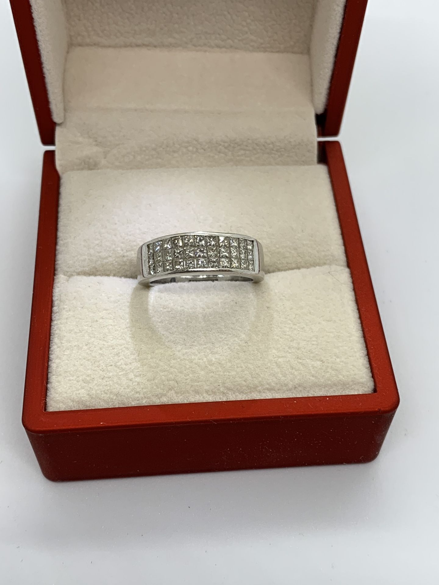 18ct WHITE GOLD 4 ROW PRINCESS CUT DIAMOND RING 1.00ct - Image 3 of 3