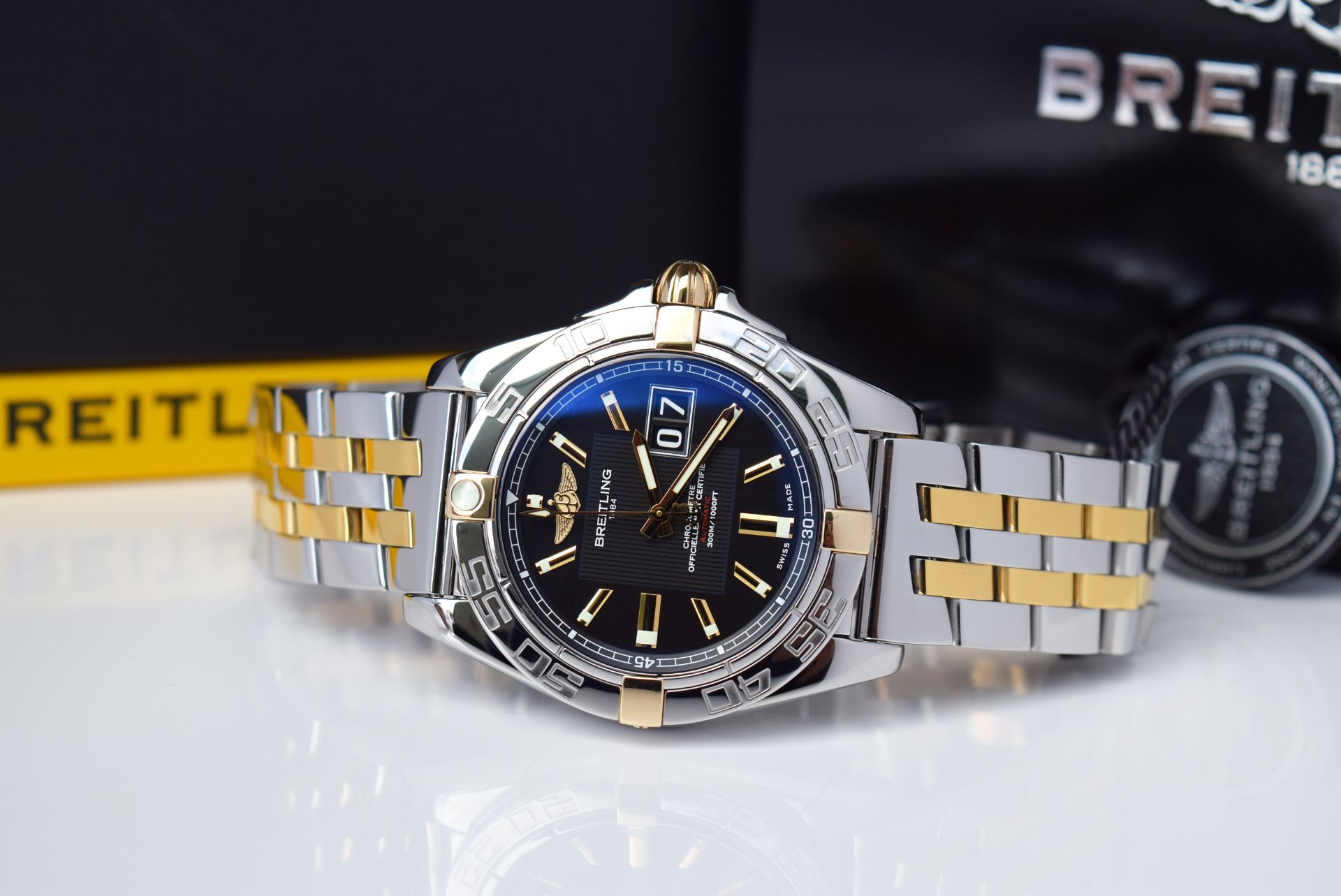 BREITLING - GALACTIC 41 (B49350) - 18K GOLD & STEEL with BLACK DIAL - Image 5 of 13