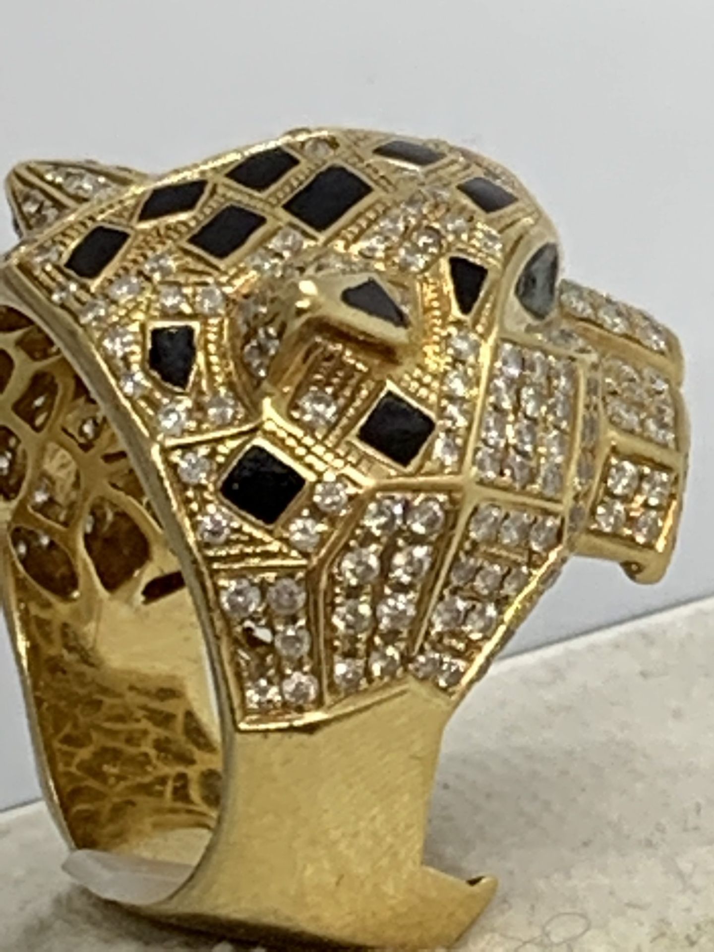 STUNNING CARTIER STYLE PANTHER 18ct GOLD RING - 22 GRAMS APPROX - Image 8 of 15