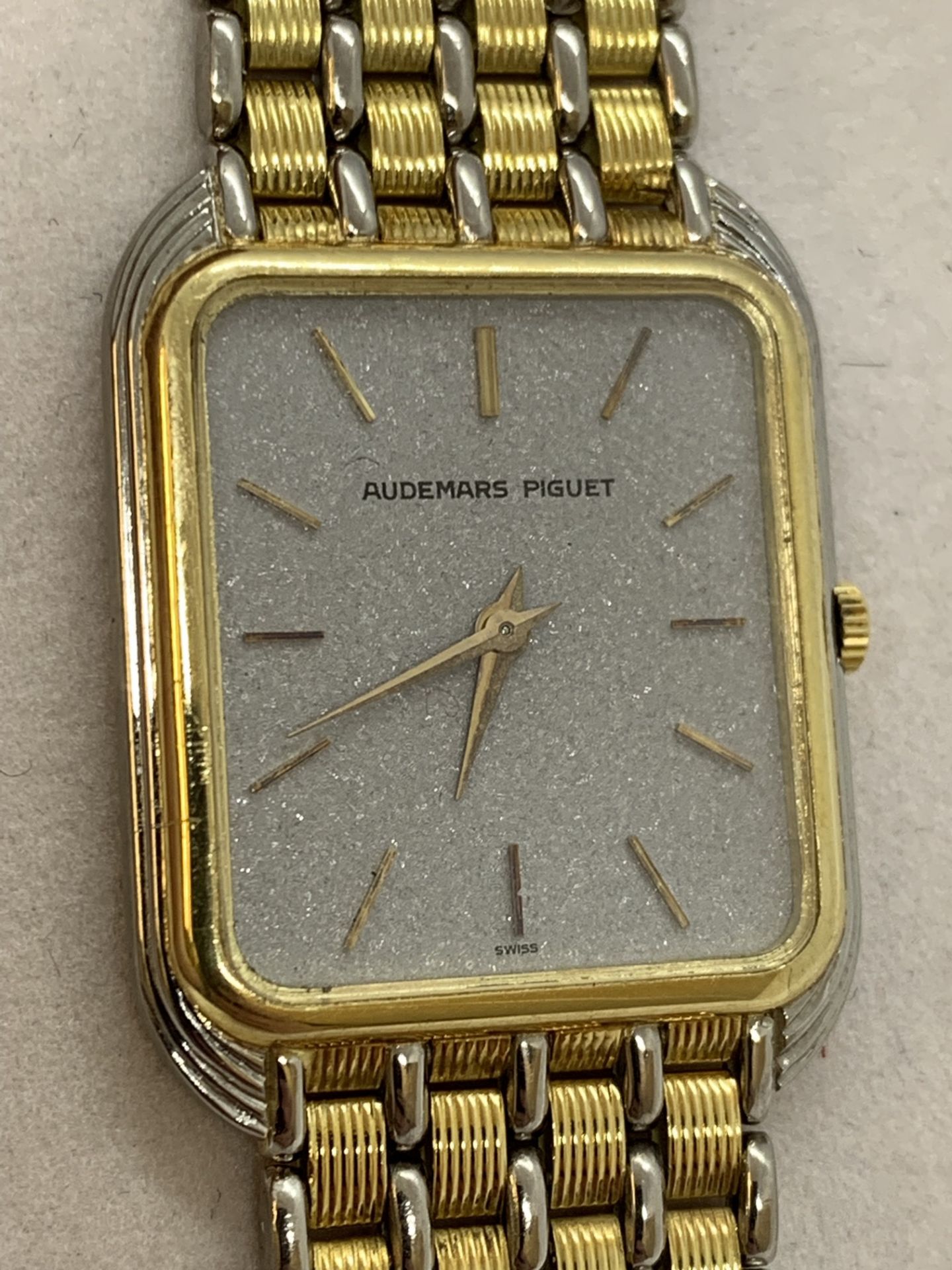 AUDEMARS PIGUET GENTS WATCH MARKED 18k - 73 grams Approx