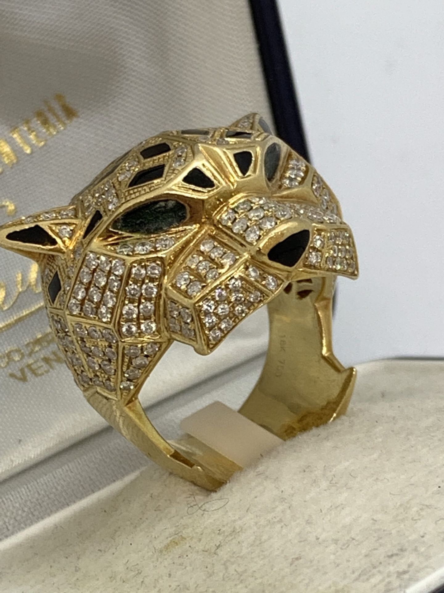 STUNNING CARTIER STYLE PANTHER 18ct GOLD RING - 22 GRAMS APPROX - Image 11 of 15