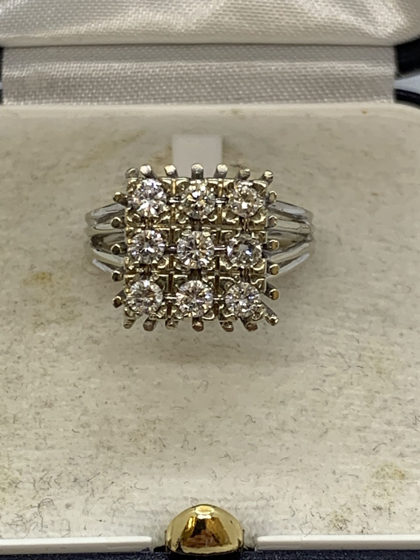 9 x DIAMOND SET RING IN 18ct WHITE/YELLOW GOLD - 6.7g APPROX - SIZE M APPROX - Image 3 of 6