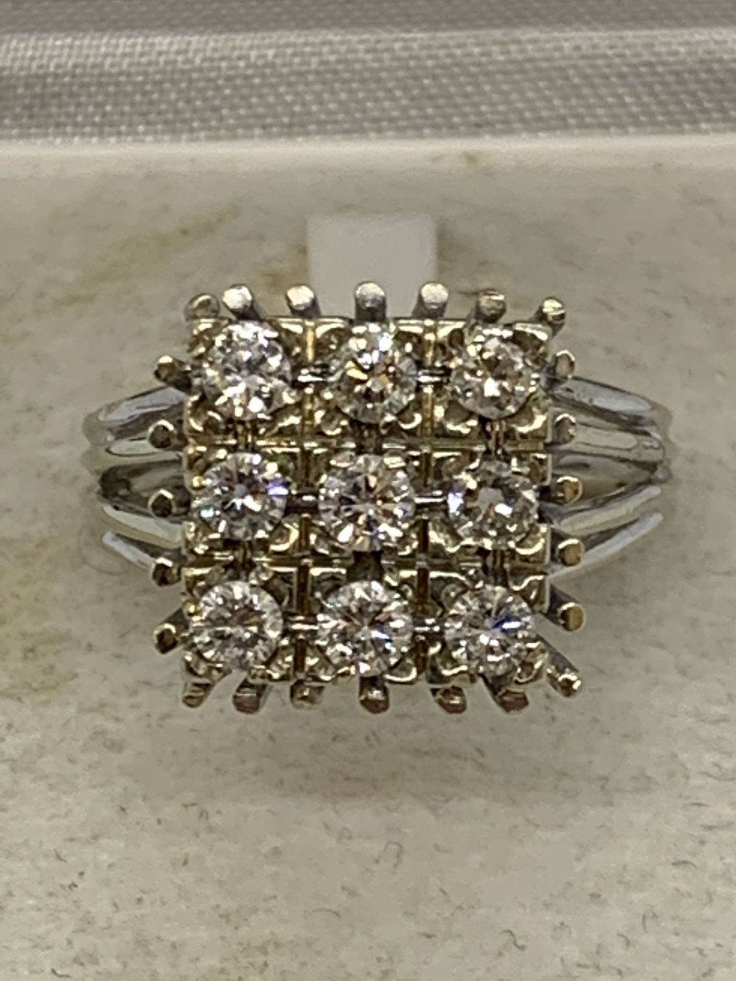 9 x DIAMOND SET RING IN 18ct WHITE/YELLOW GOLD - 6.7g APPROX - SIZE M APPROX