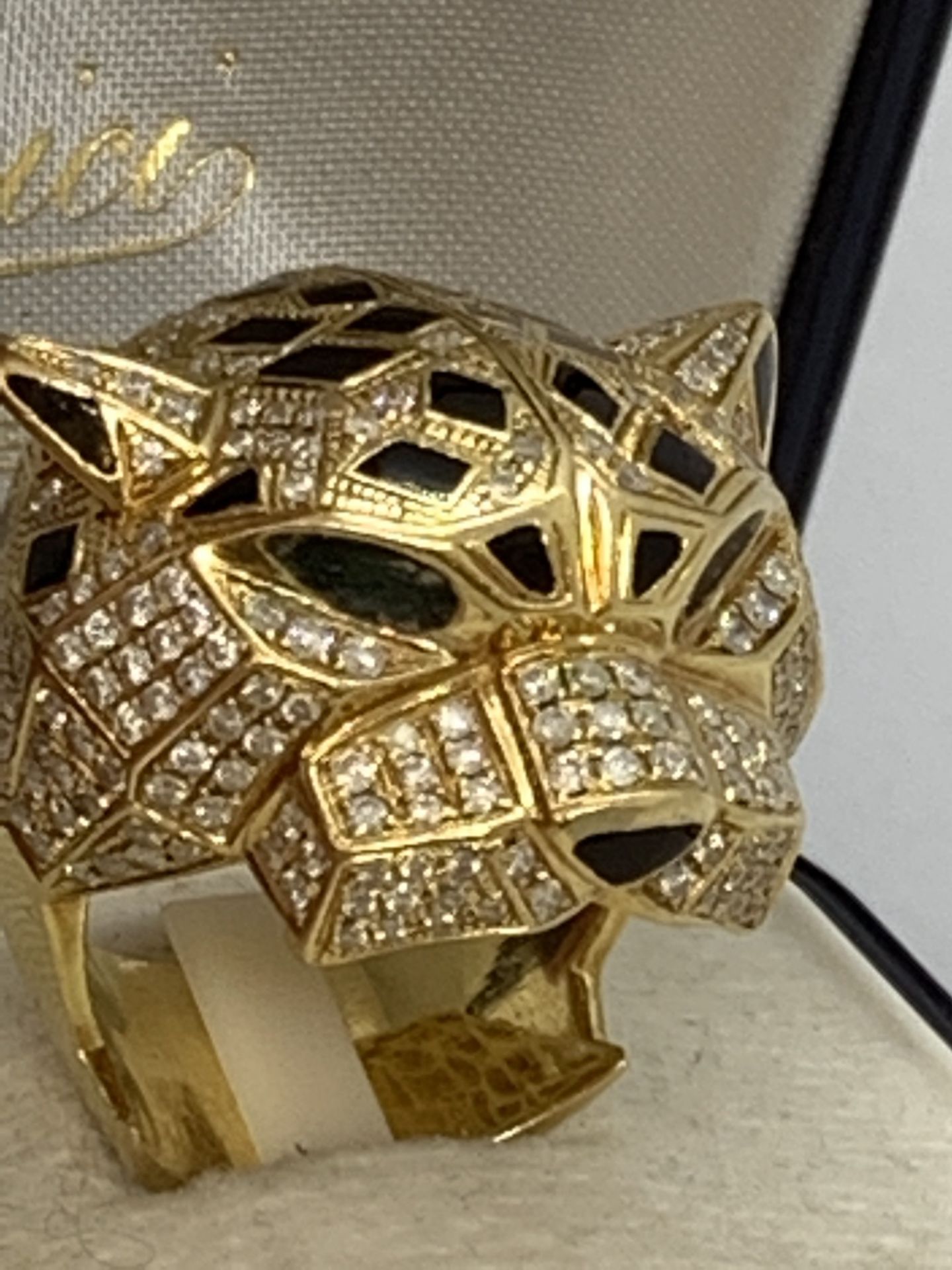 STUNNING CARTIER STYLE PANTHER 18ct GOLD RING - 22 GRAMS APPROX - Image 3 of 15
