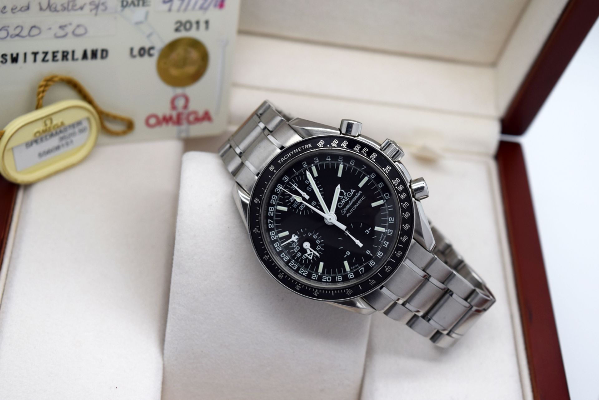 OMEGA - SPEEDMASTER DAY DATE - CHRONOGRAPH * BLACK DIAL