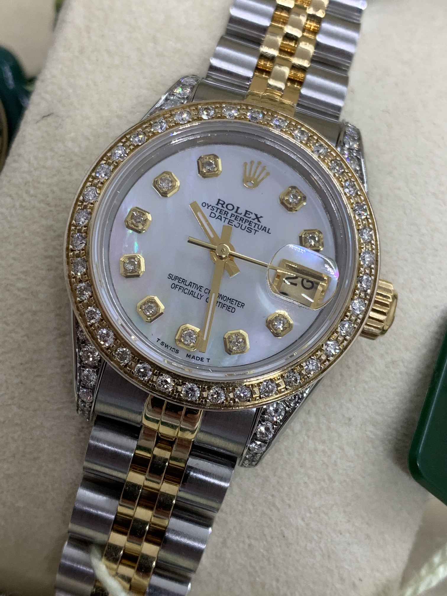 LADIES STEEL & GOLD DIAMOND SET LADIES ROLEX WATCH - Image 5 of 10