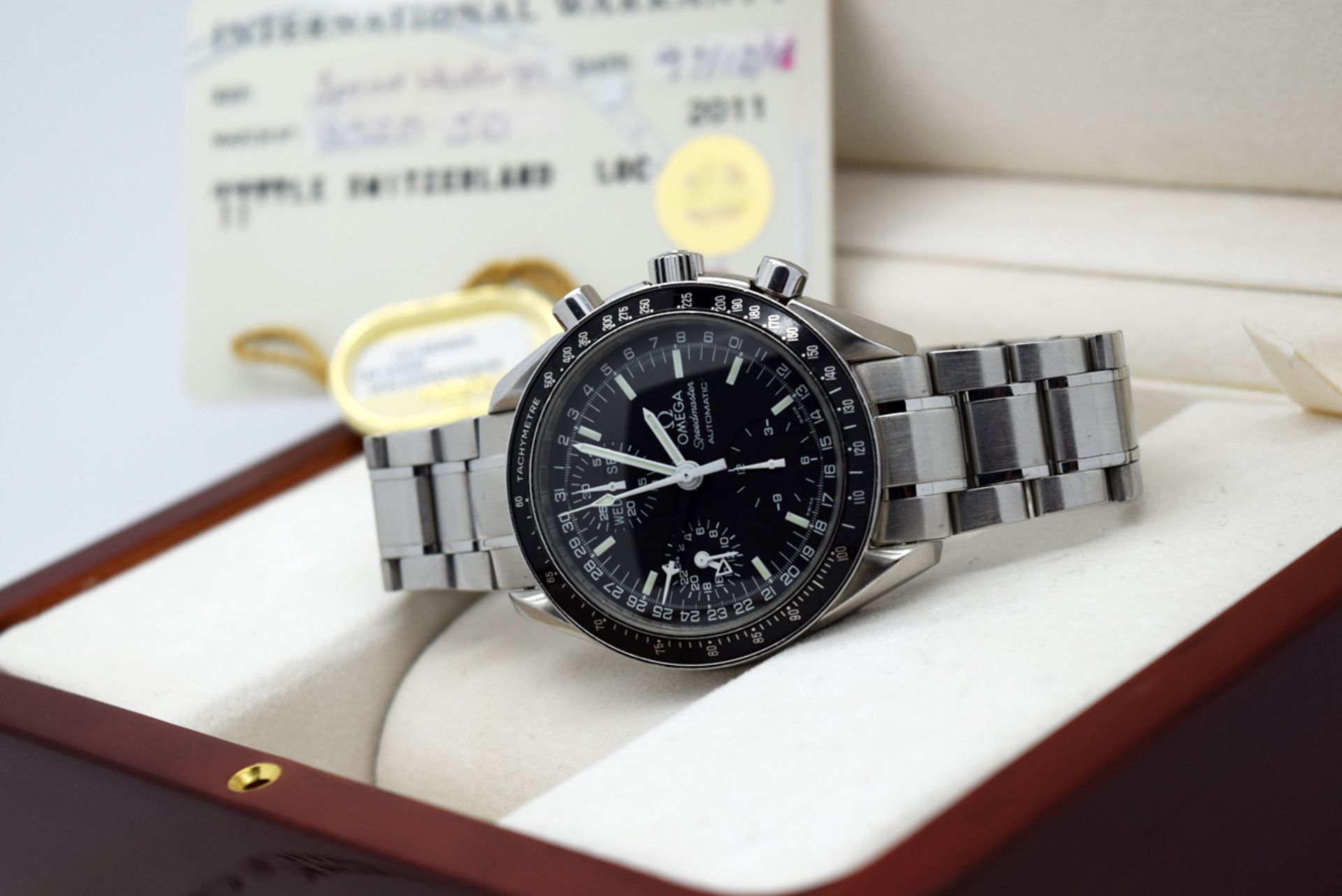 OMEGA - SPEEDMASTER DAY DATE - CHRONOGRAPH * BLACK DIAL - Image 6 of 7