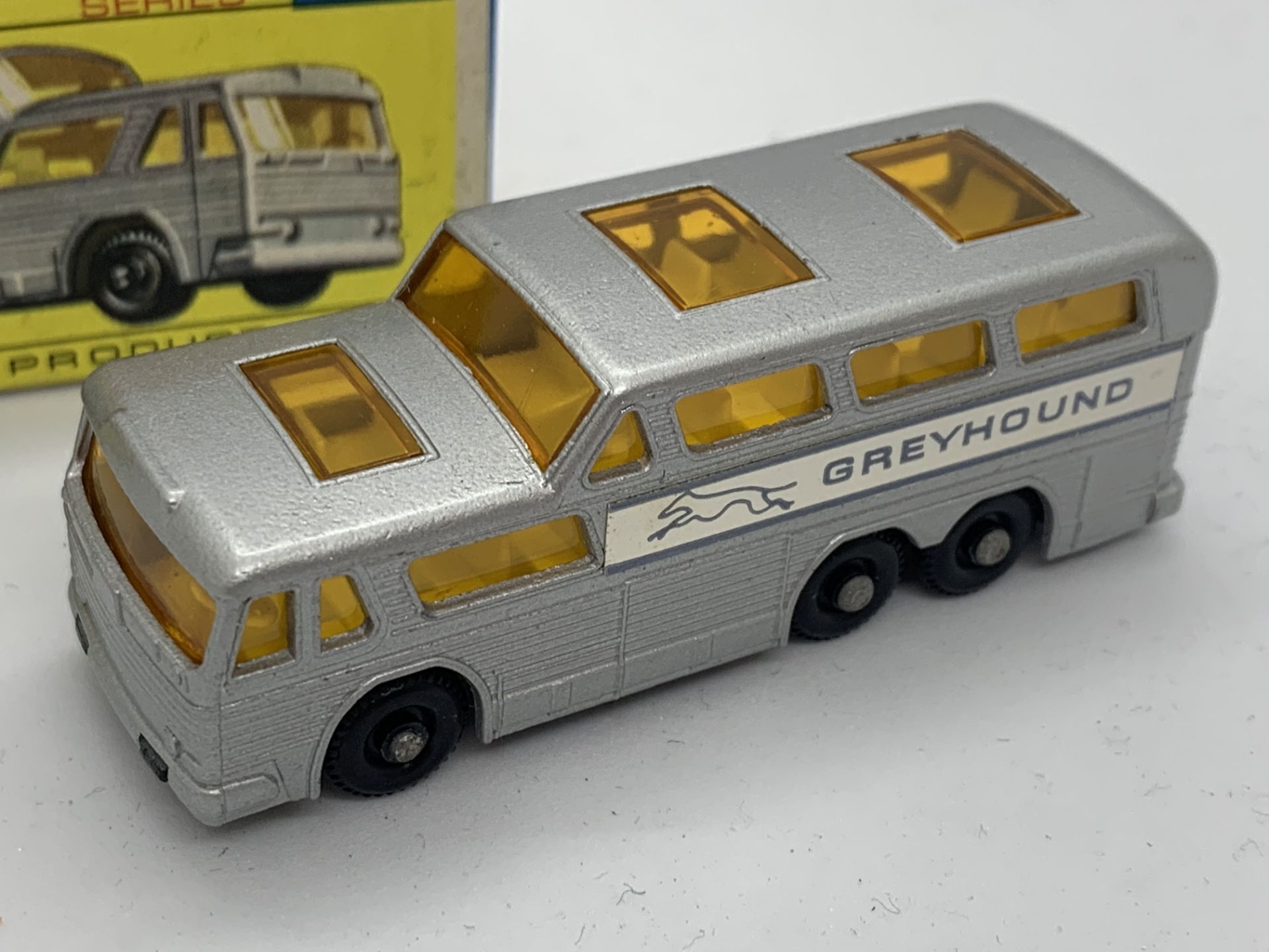 MATCHBOX GREYHOUND COACH NO 66 WITH ORIGINAL BOX - NO RESERVE - Image 2 of 5