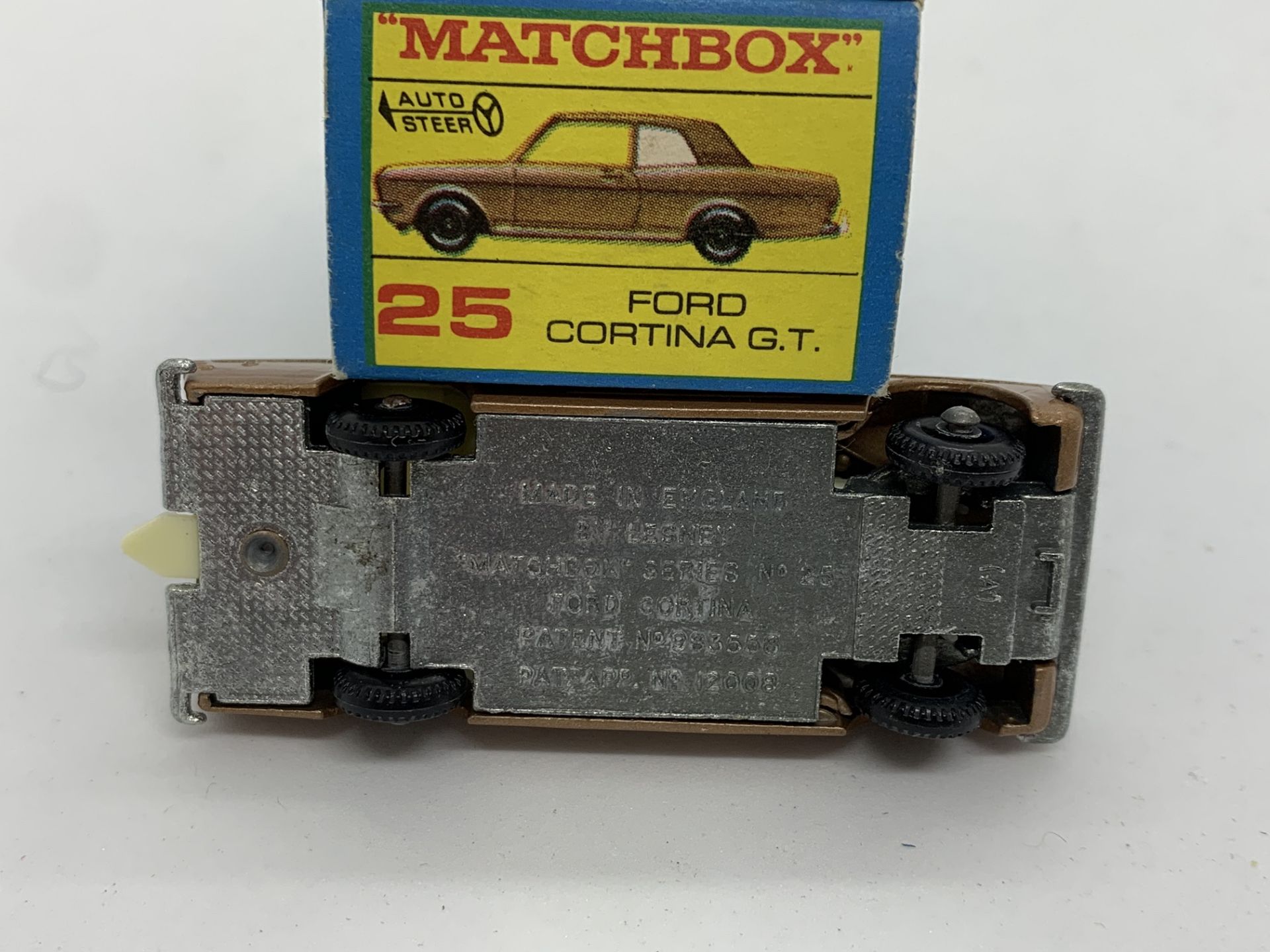 MATCHBOX FORD CORTINA G.T NO 25 WITH ORIGINAL BOX - NO RESERVE - Image 5 of 6