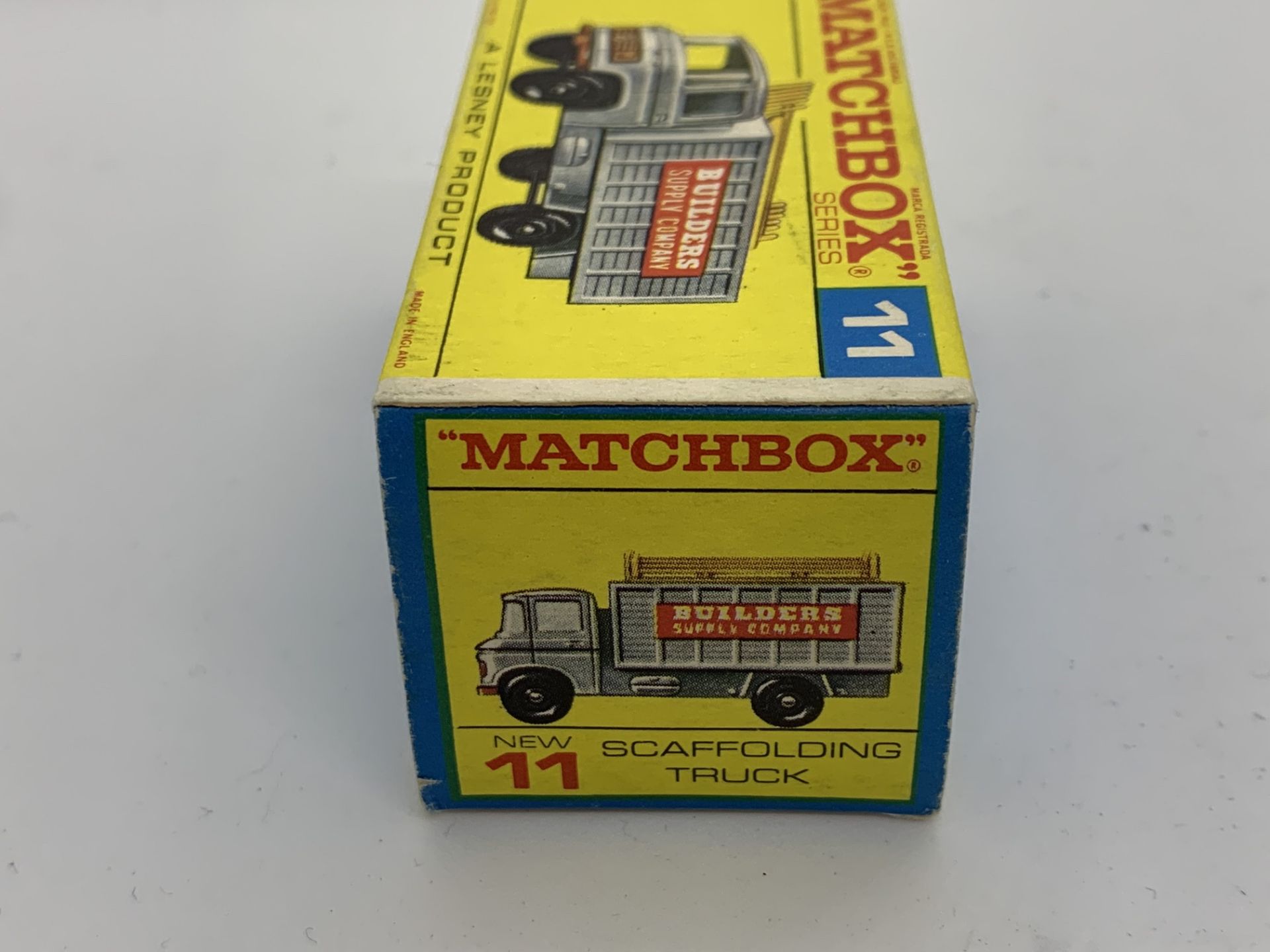 MATCHBOX SCAFFOLD TRUCK NO 11 WITH ORIGINAL BOX - NO RESERVE - Image 6 of 6